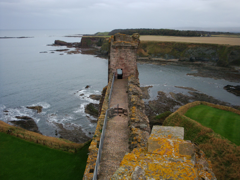 We wander through the Middle Ages. Tantallon Castle - My, Locks, Scotland, Middle Ages, Story, Travels, Longpost