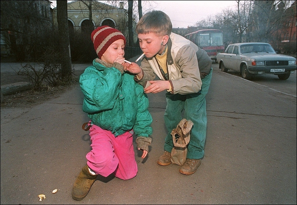 Интересные фотографии 90 -х (часть 40) - 90-е, Детство 90-х, Ностальгия, Фотография, Подборка, Знаменитости, Эпоха, Россия, Ирина Салтыкова, Александр Цекало, Алсу, Линда, Макс Фадеев, Спокойной ночи малыши, Рэкет, Девушки, История, Андрей Губин, Александр Баширов, Длиннопост