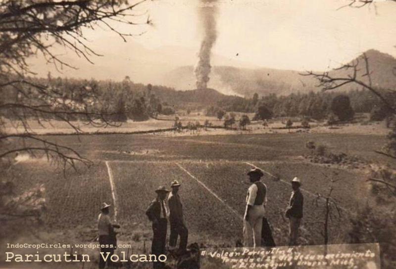 Like in Mexico, a huge volcano grew on a field in 3 days (real photos) - My, Paricutin volcano, Volcano, Mexico, Nature, Cataclysm, Eruption, Life stories, Facts, GIF, Longpost