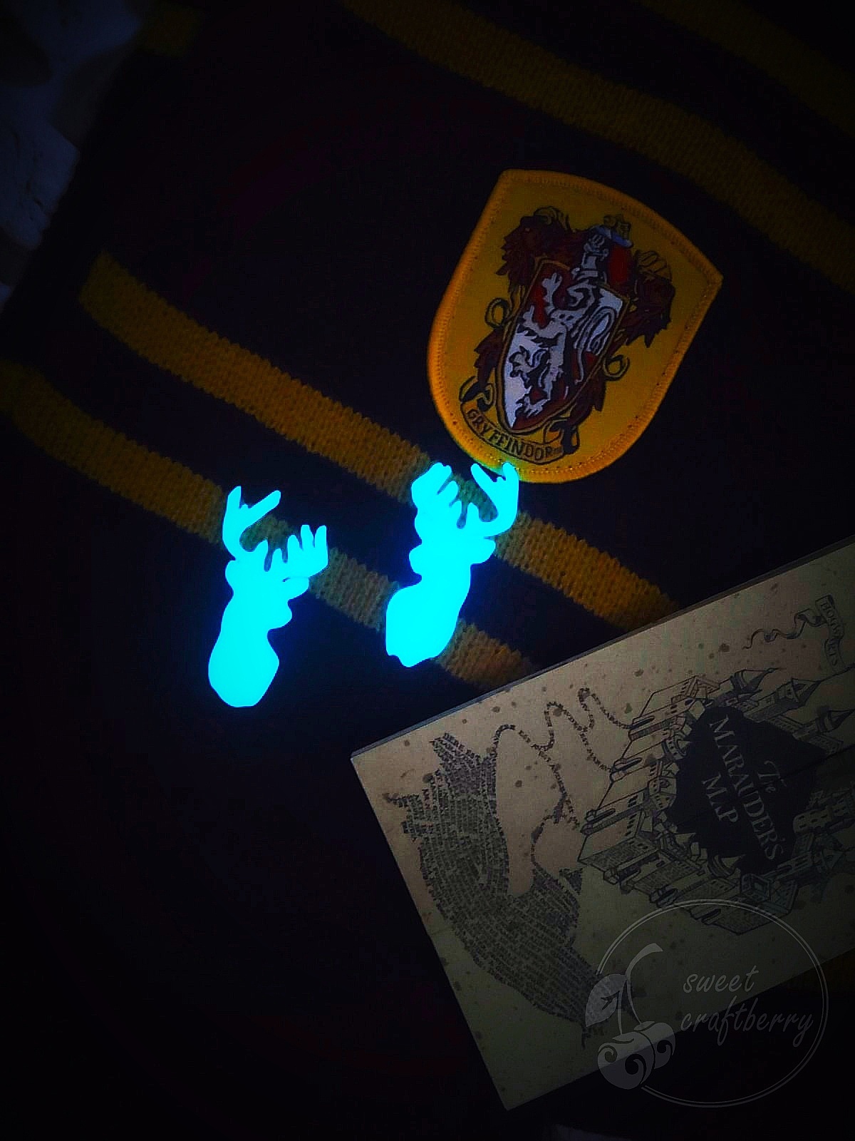 Patronus on your collar - My, Polymer clay, Brooch, Harry Potter, Patronus, Fluorescence