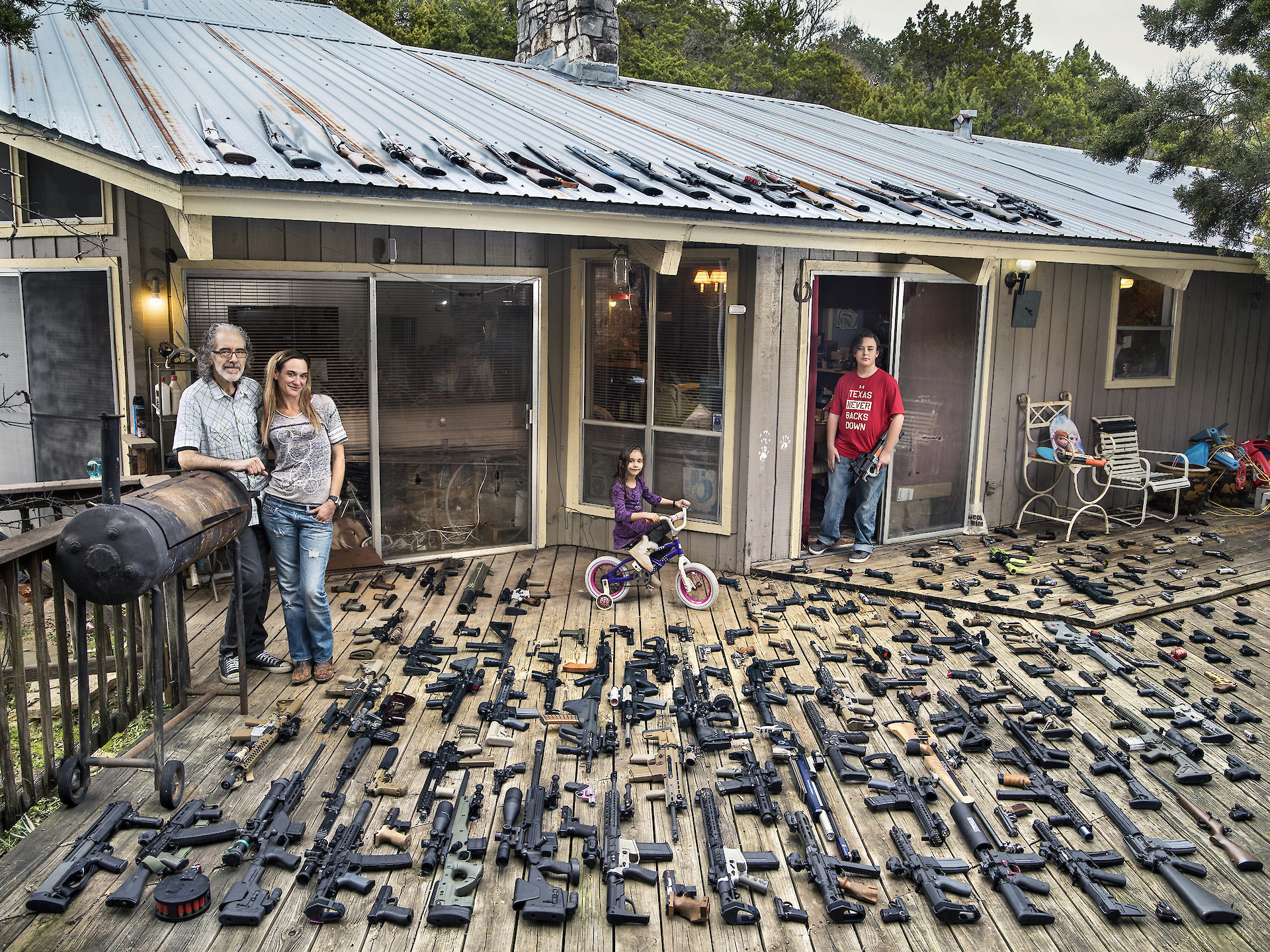 Aren't they bothered to clean it? - USA, Weapon, Lot, Firearms