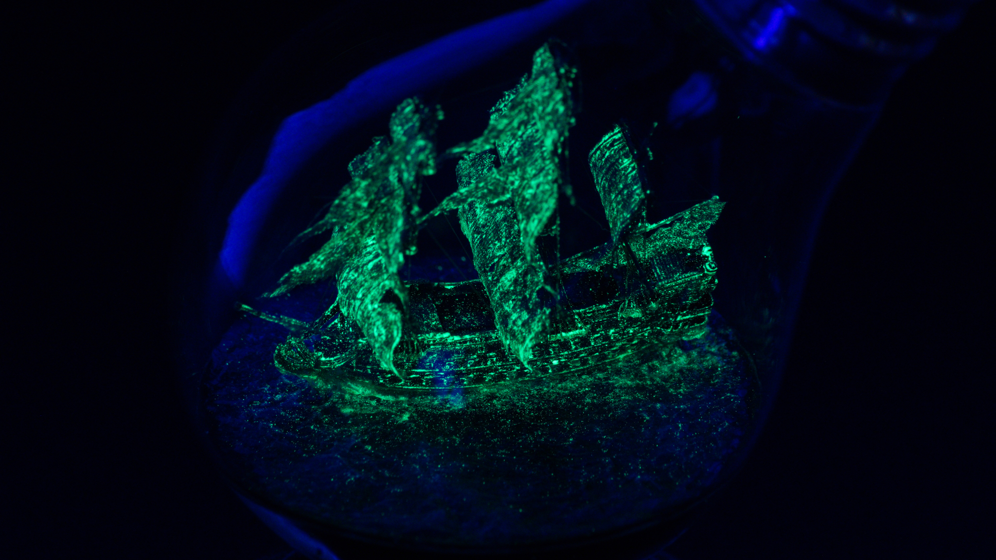 The smallest copy of the Flying Dutchman in a light bulb. Part 2 - My, Diorama, Hobby, Creation, Ship, Pirates of the Caribbean, Modeling, Collection, Flying Dutchman, Video, Longpost