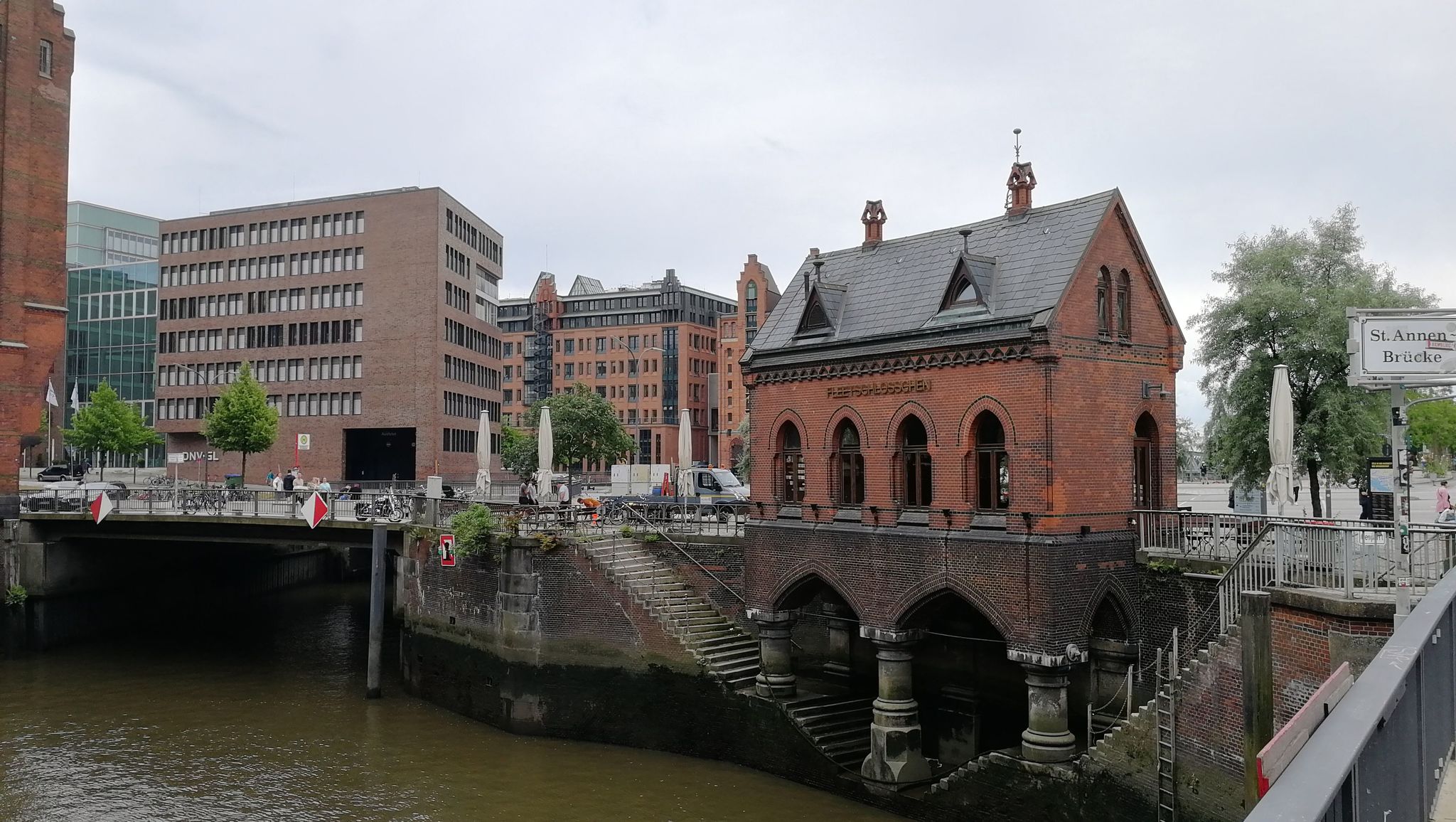 Photo addition to the post Travel to the north of Germany. Part six and last - a walk around Hamburg - My, Hamburg, Germany, Vacation, The photo, Video, Longpost, Elbe