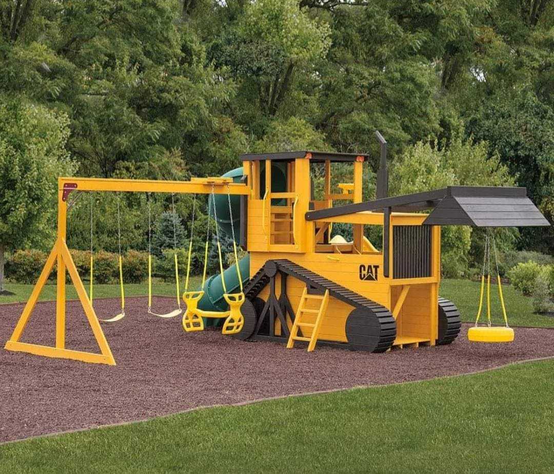 Even if it is built for advertising purposes, it is welcome - Playground, Caterpillar, Swing, Slide, Auto