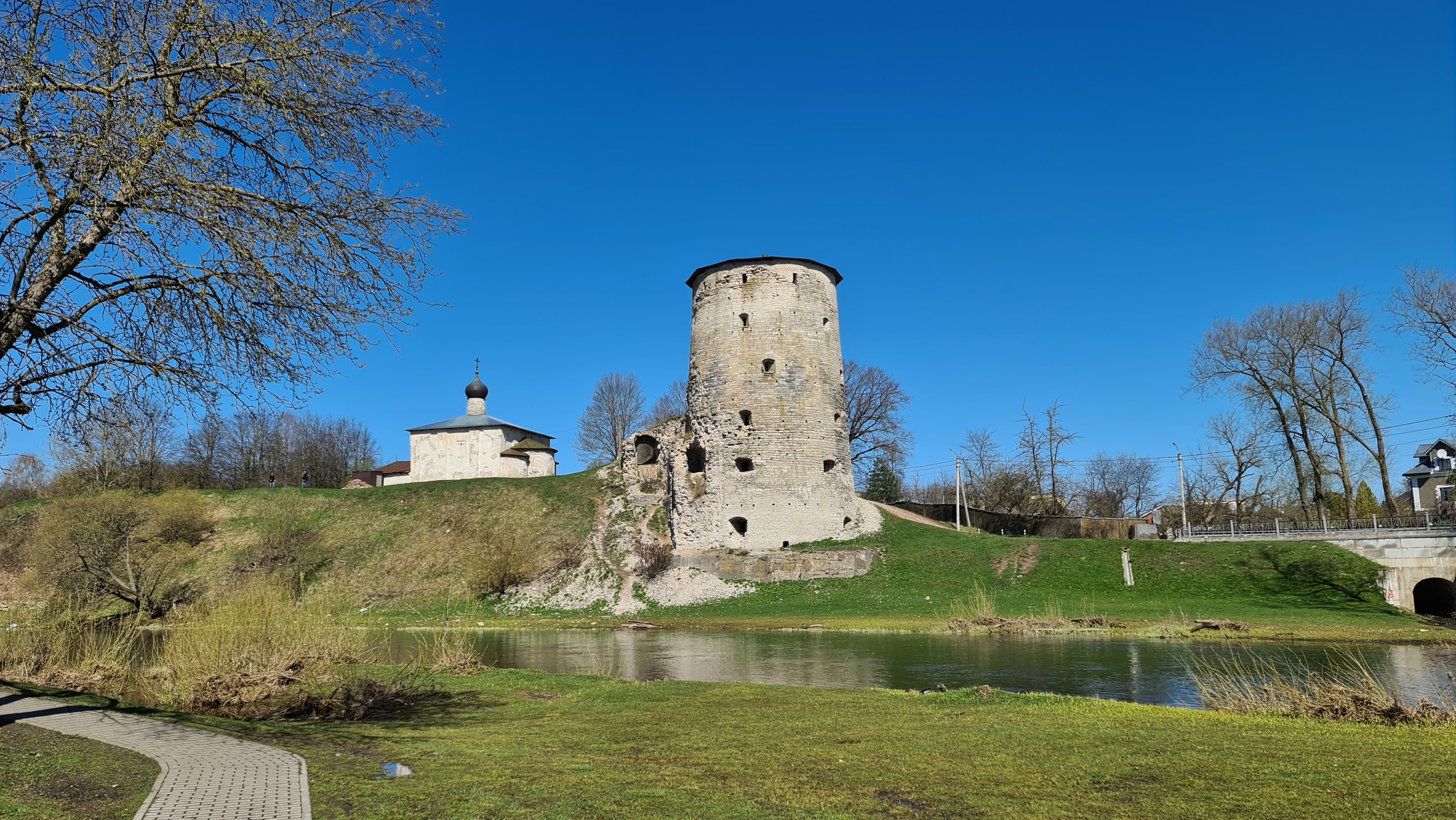 Pskov Kremlin and old town - My, Pskov, Samsung Galaxy, Longpost, The photo, Mobile photography