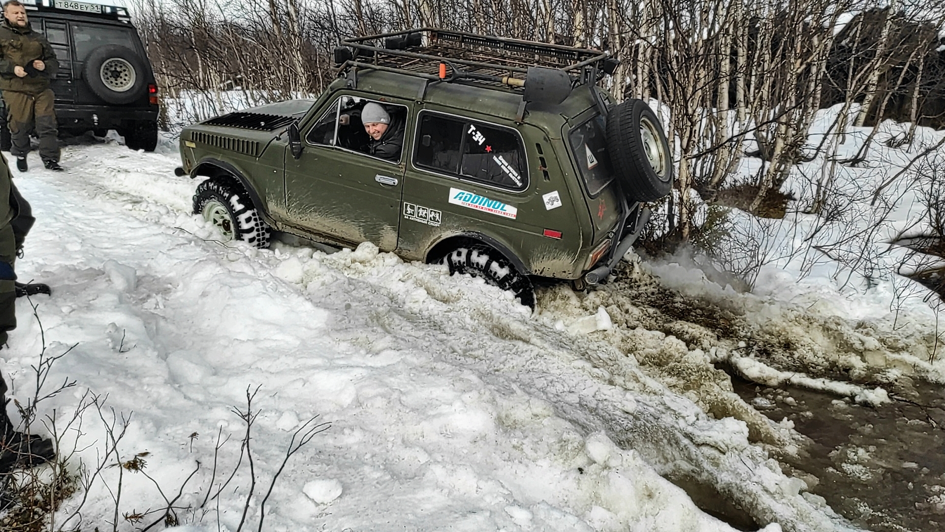 Интересный маршрут вдоль станции Пяйве! Первый боевой выезд Бестии! Offroad, 4х4, ПерекатиКольский - Моё, Нива, Chevrolet Niva, 4х4, Offroad, Мурманская область, Кольский полуостров, Заполярье, Маршрут, Приключения, Путешествия, Снег, Ручей, Nissan Patrol, Mitsubishi L200, Лебедка, Лес, Джип, Видео, Длиннопост