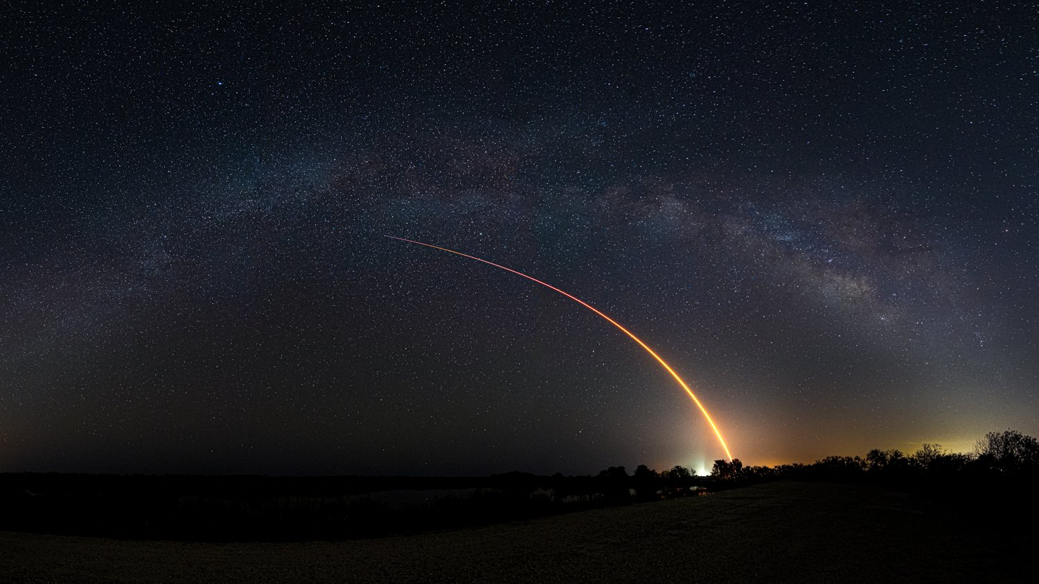 Внеземные фотографии прошедшего сегодня запуска миссии Falcon 9 Starlink-27 - SpaceX, Космонавтика, Космос, Технологии, США, Starlink, Falcon 9, Интернет, Длиннопост