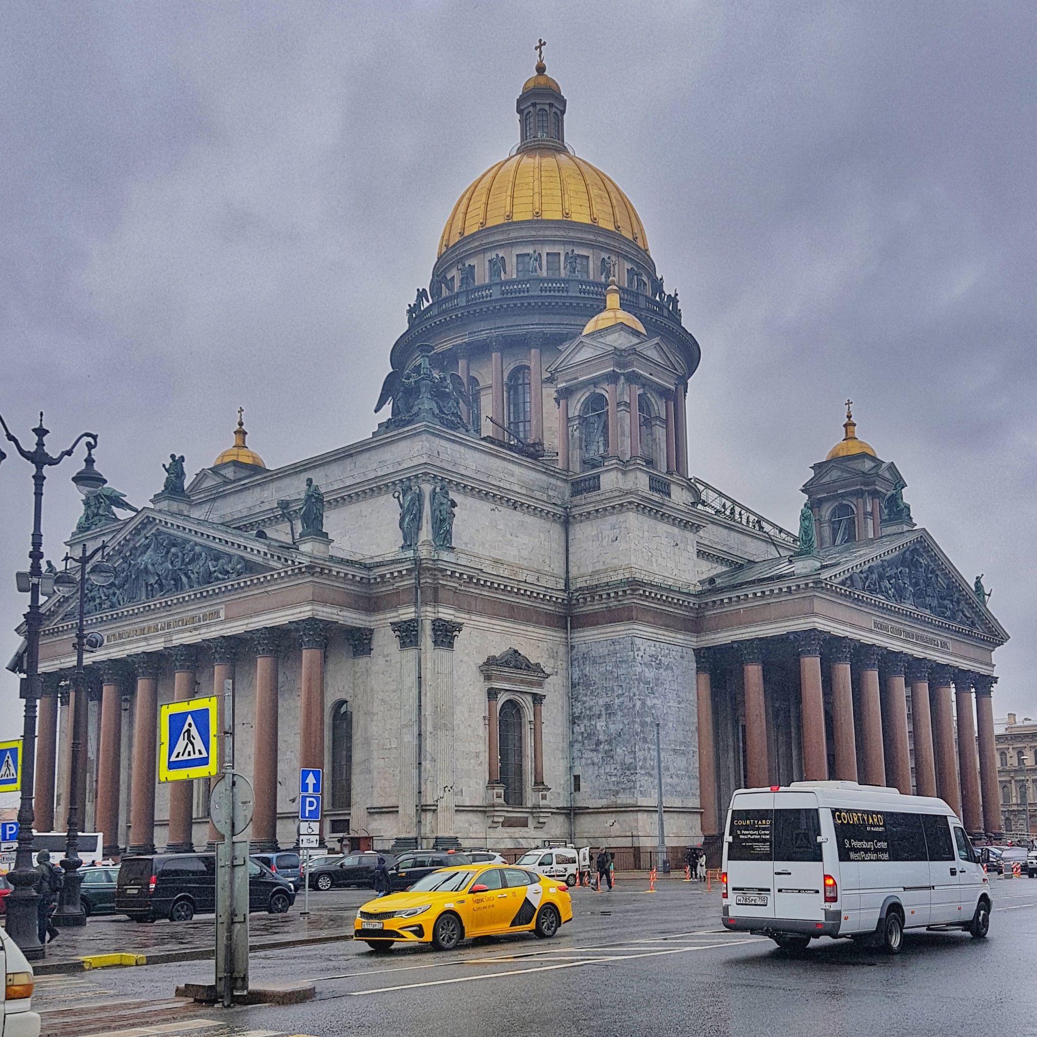 Rainy St. Petersburg - My, Saint Petersburg, Rain, The photo, Photo on sneaker, May, Town, Snapseed, Vacation, sights, Grayness, Mobile photography, Samsung, Samsung Galaxy, Samsung Galaxy S8, Longpost, HDR