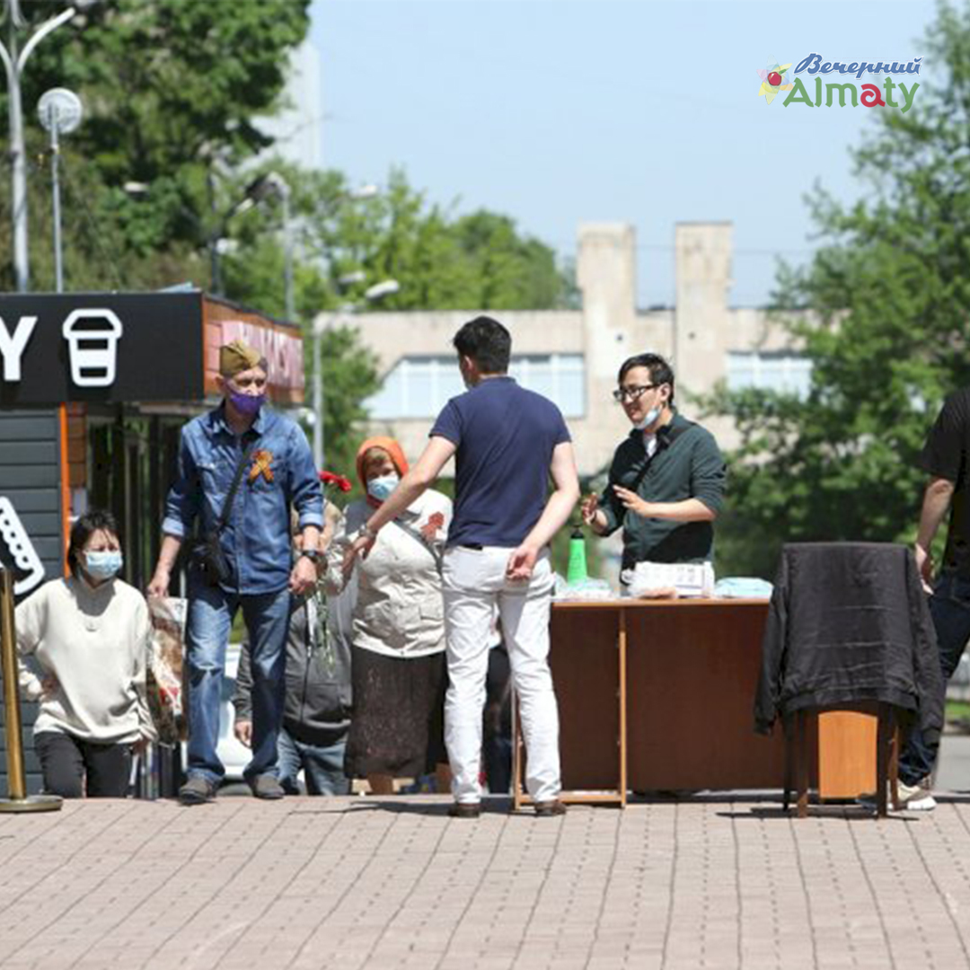 How Almaty residents celebrated Victory Day - photo report - May 9 - Victory Day, Almaty, Almaty mountains, Kazakhstan, Longpost