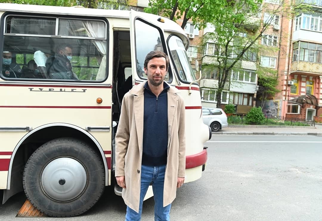 Донецкий Шахтер пересел на ретроавтобус - Автобус, Шахтер Донецк, Фотография, Футбол, Длиннопост