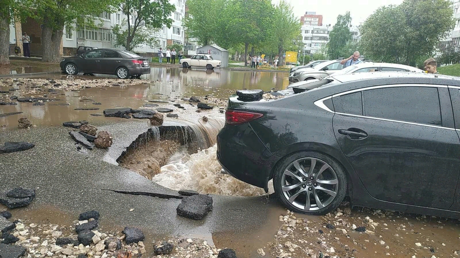 Капиток. Очередной прорыв? - Тольятти, Прорыв, Труба, Вода, Видео, Длиннопост