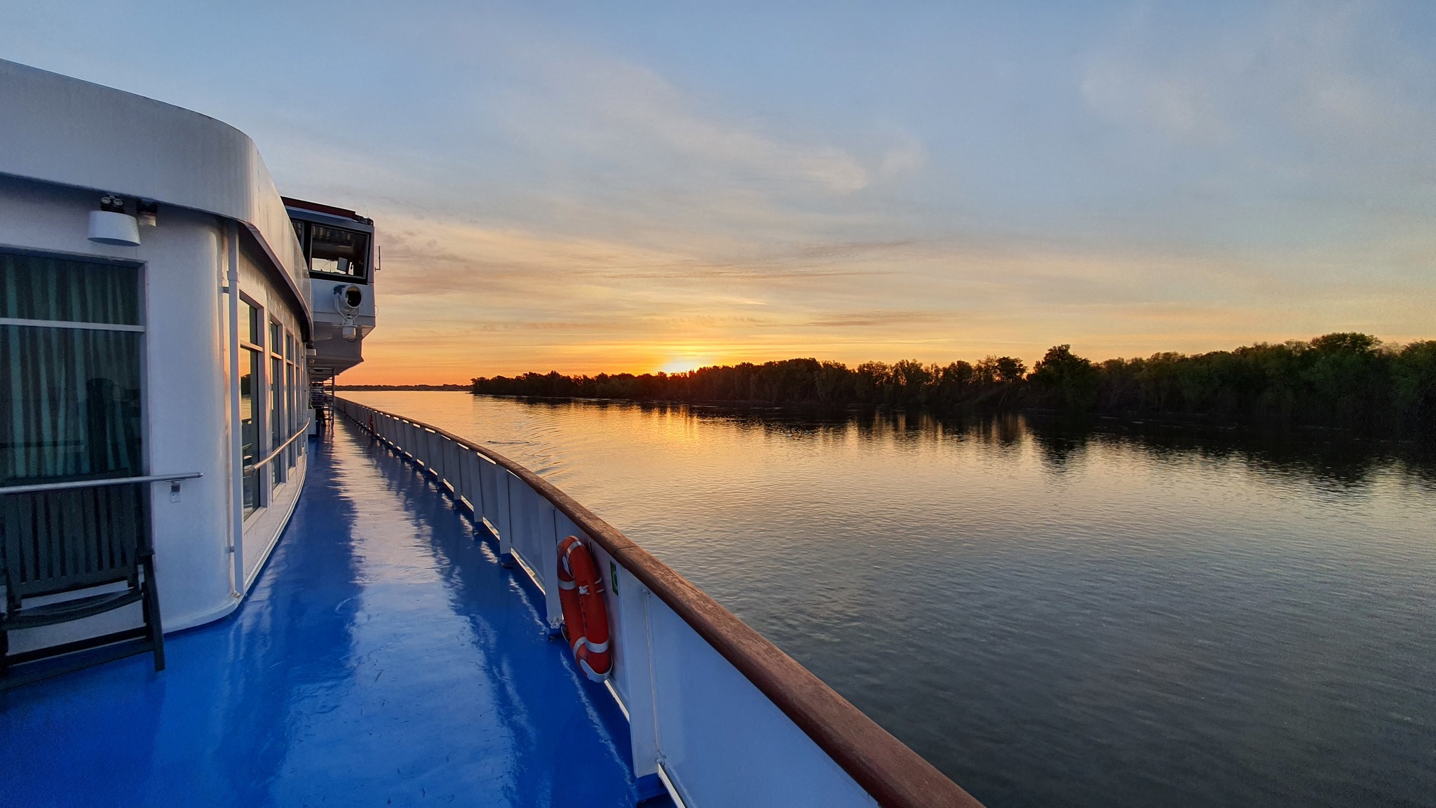 Morning on the deck of a cruise ship - My, Cruise, Cruise liners, Volga river, Longpost