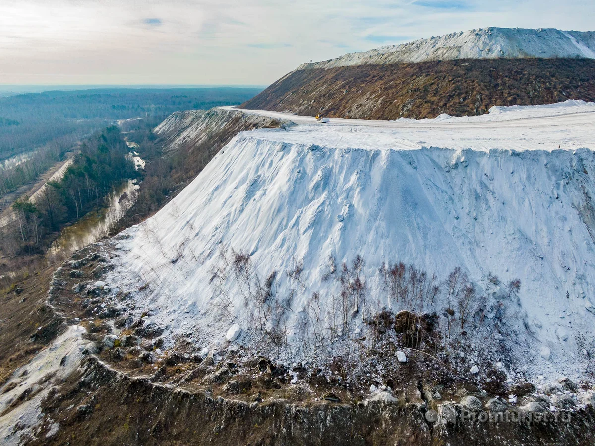 Belaya Gora is the largest man-made object in the Moscow region. Height 200 meters. This is phosphorite - Travels, Moscow region, Yandex Zen, Longpost, Voskresensk