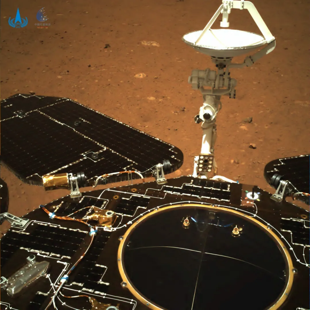 The Chinese Space Agency has released the first photos taken by the Zhurong rover on Mars. - Mars, China, Rover, The photo, Space, Technologies, Longpost