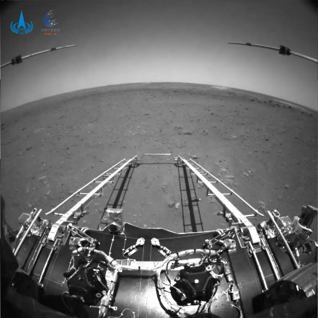 The Chinese Space Agency has released the first photos taken by the Zhurong rover on Mars. - Mars, China, Rover, The photo, Space, Technologies, Longpost