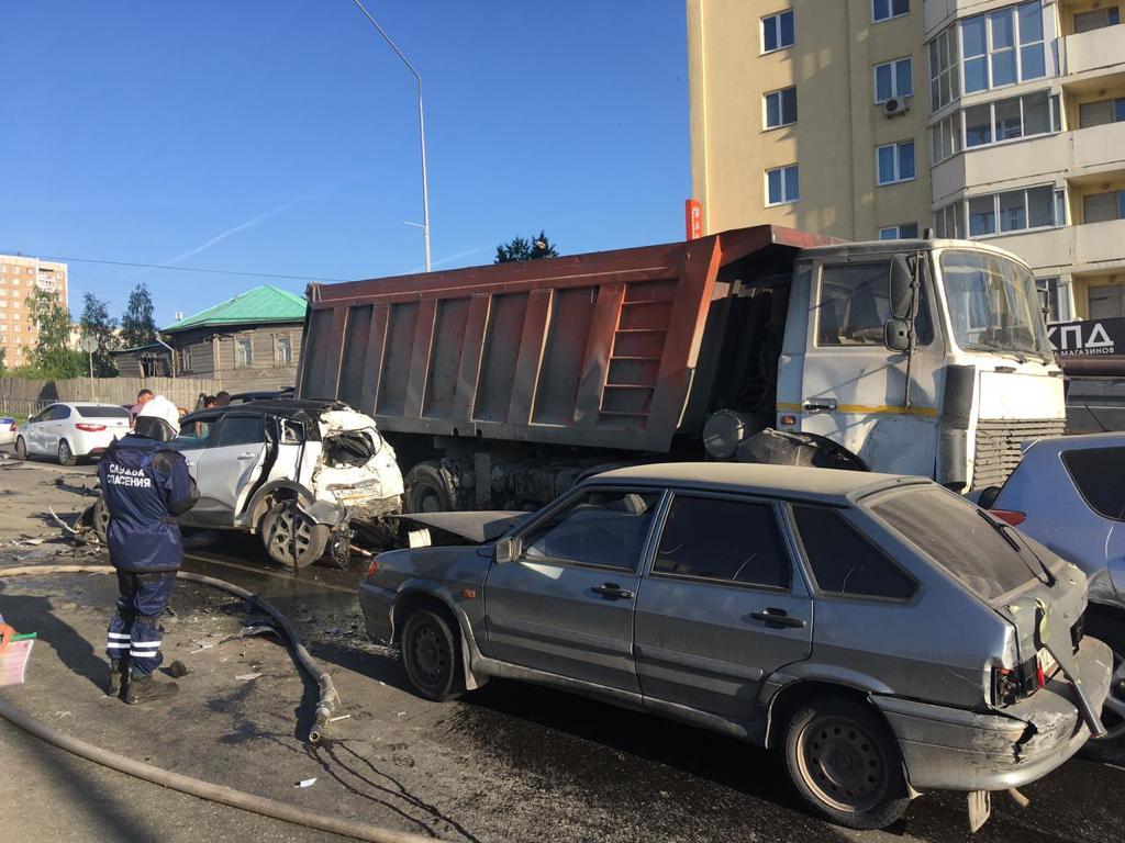 Авария в Первоуральске | Пикабу