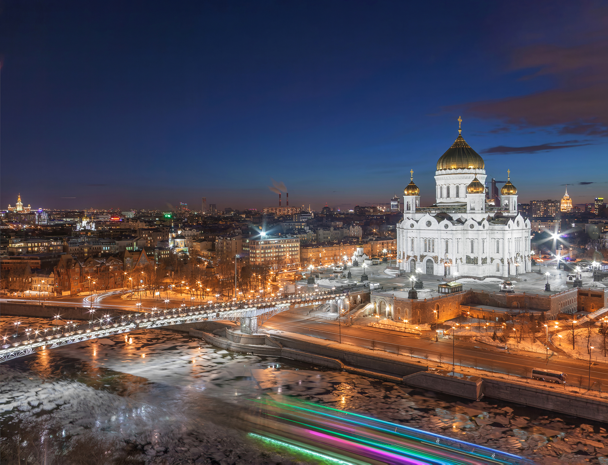 From the roof of the House on the Embankment - My, Moscow, The photo, Night, Roofing, Longpost, Ruffers