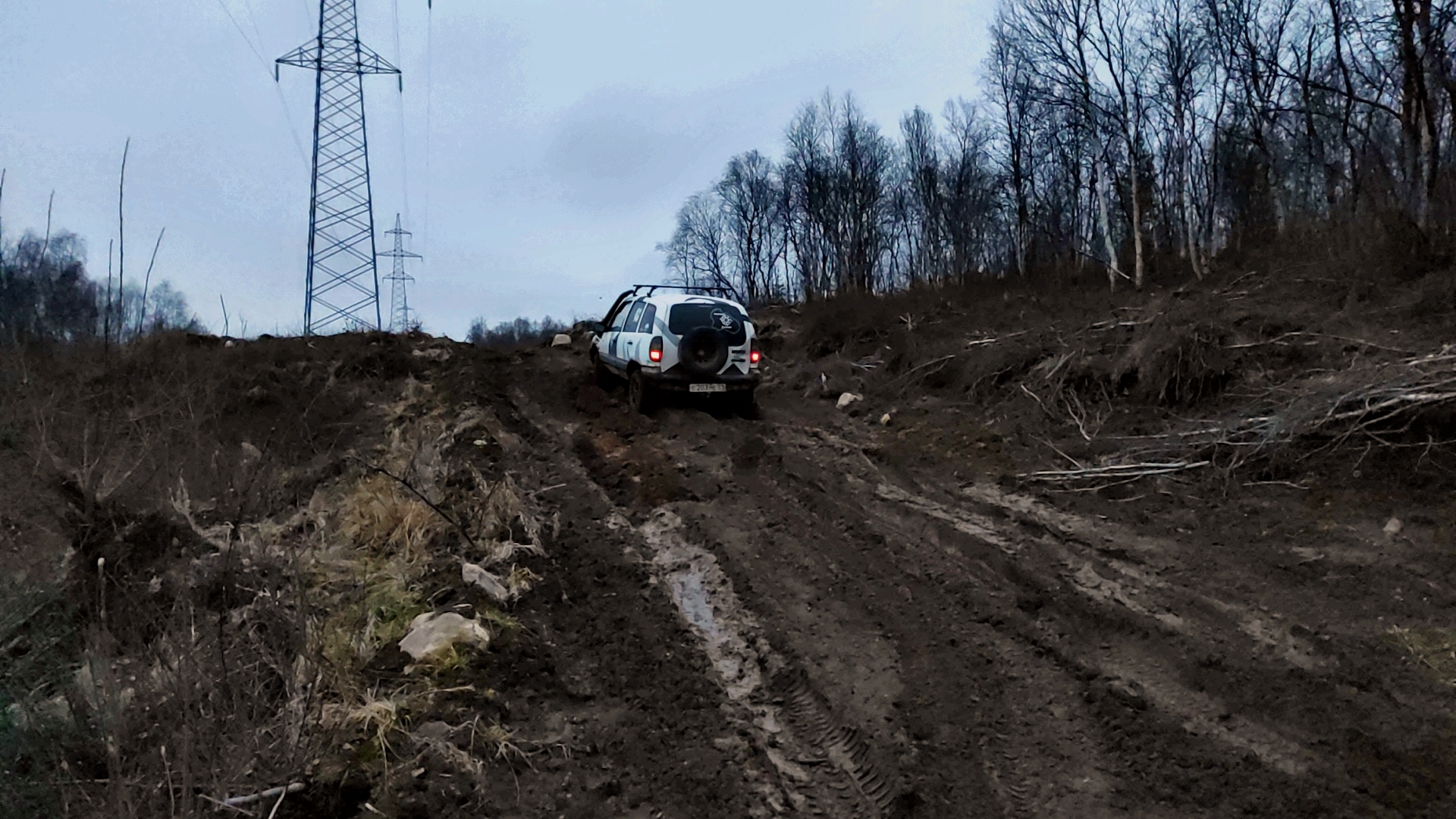 Night reconnaissance of the direction to the lake Deaf! - My, Niva, 4x4, Chevrolet niva, 2021, Pokatushki, Murmansk region, Kola Peninsula, Offroad, , Windlass, Cable, Power lines, Evacuation, Video, Longpost