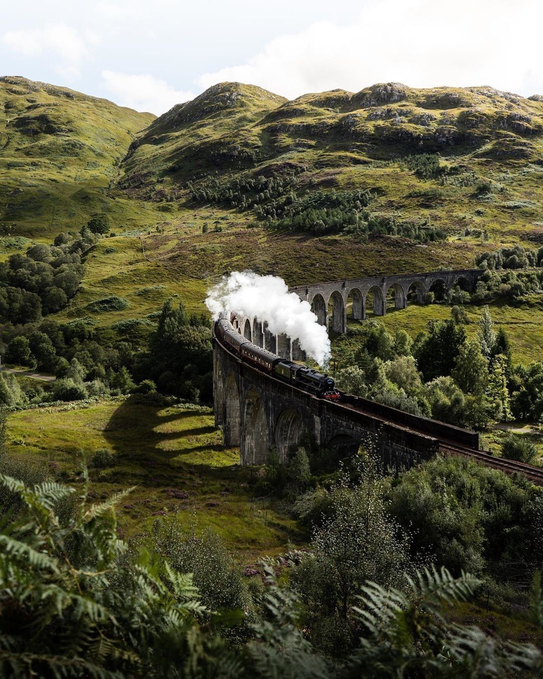 Viaduct Glenfinnan, Scotland / Glenfinnan Viaduct, Scotland - Viaduct, Scotland, A train, Hogwarts, Express, Landscape, sights, The photo, Longpost