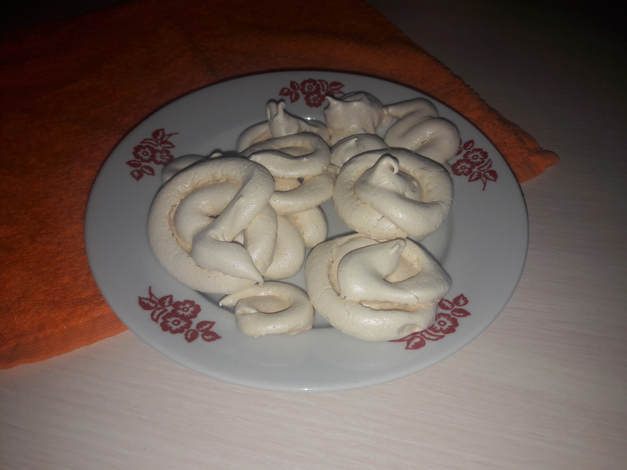 How not to cook meringue - My, Confectionery, Meringue, Longpost