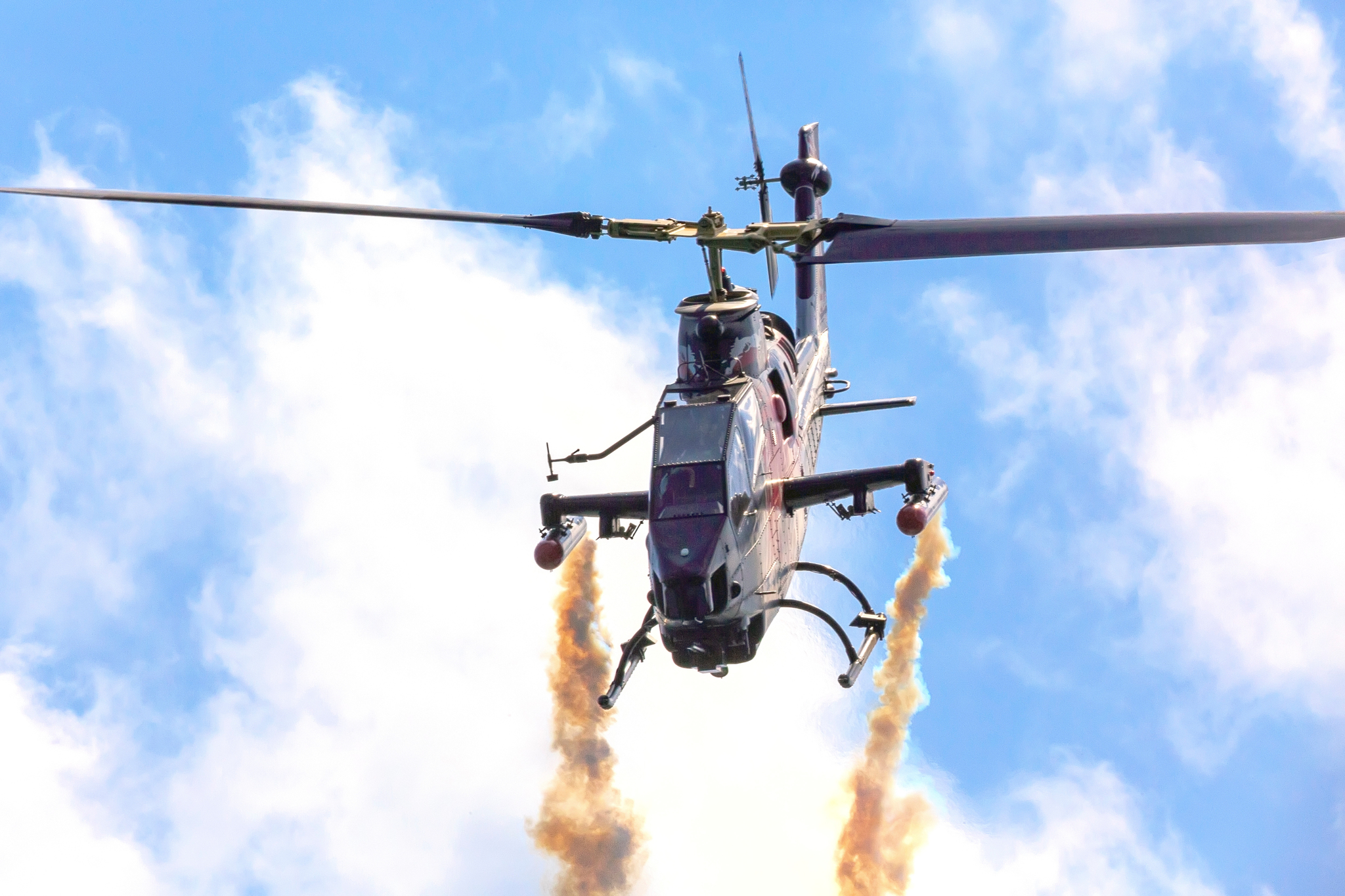 Red bull cobra - Helicopter, Ah-1, Cobra, Red bull, The photo, Aerobatics, Video, Longpost