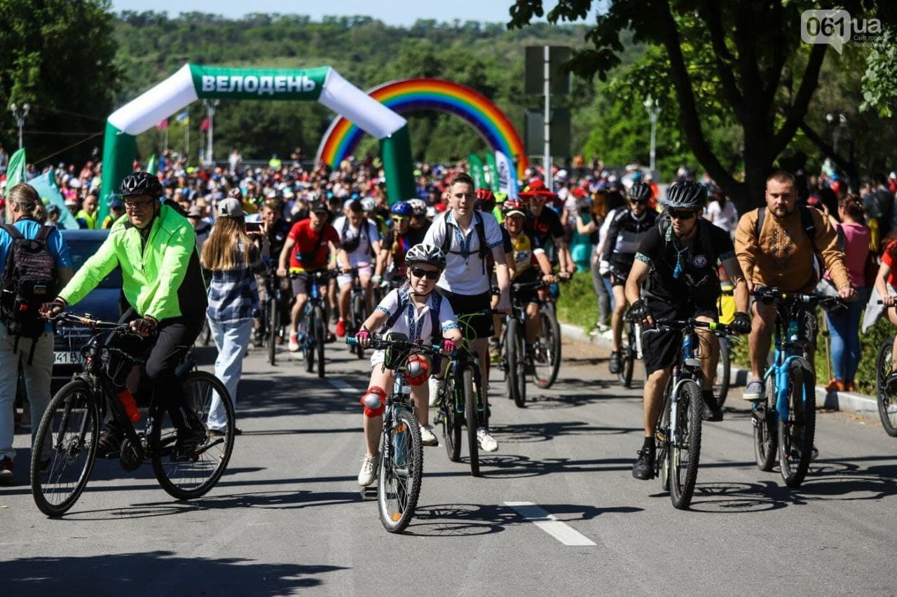 Thousands of cyclists have already taken part in the traditional cycling day - Zaporizhzhia, Holidays, A bike, Longpost