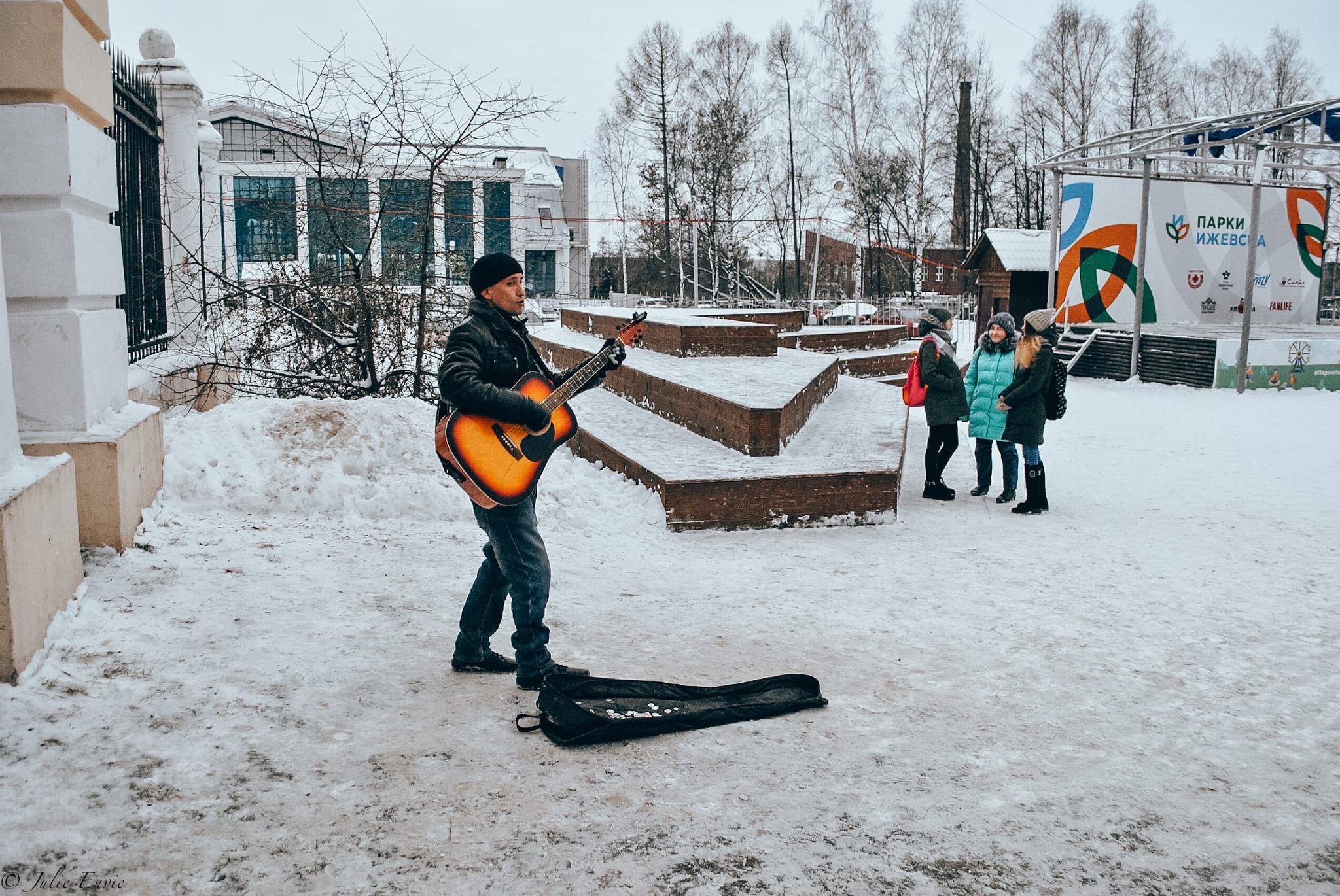 Photo walks. Izhevsk - My, Izhevsk, The photo, Photographer, Mobile photography, Photo on sneaker, Town, Reportage, People, , Winter, Landscape, Summer, beauty, Russia, City walk, Walk, Evening, Square, Udmurtia, Noir, Longpost