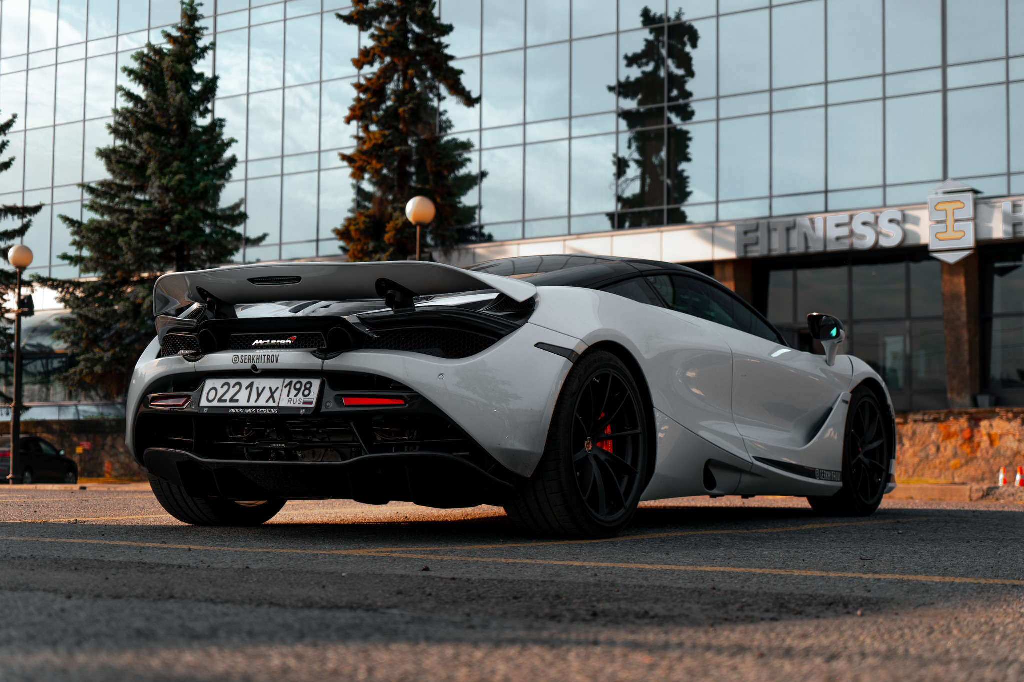 Машины всегда. MCLAREN 720 Санкт-Петербург. Блаизер машина спорткар. Спорткар пикабу.