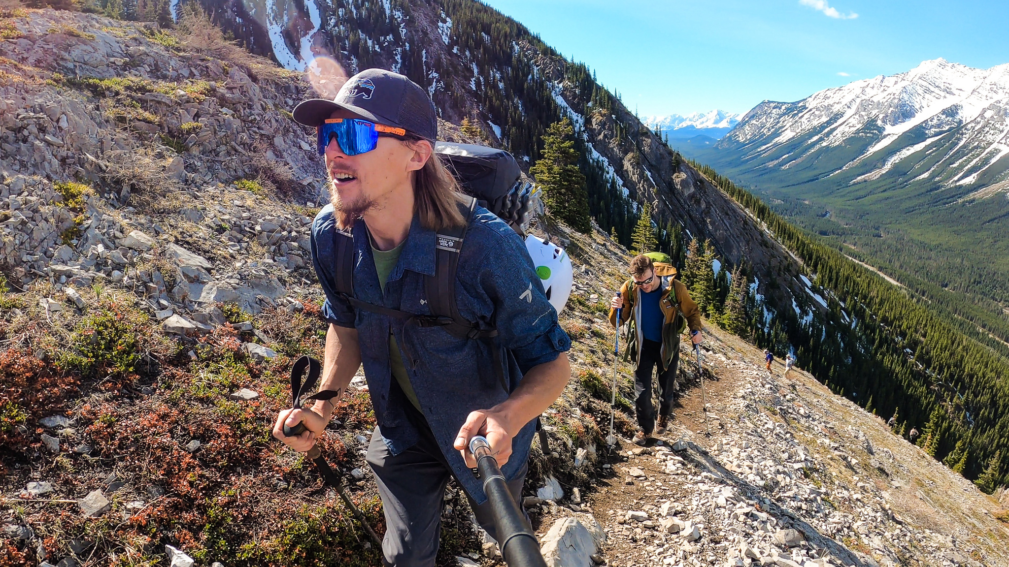 We walk along the ridge! - My, The mountains, Spine, Vertex, Mountaineering, Adventures, Canada, Alberta, Video, Longpost