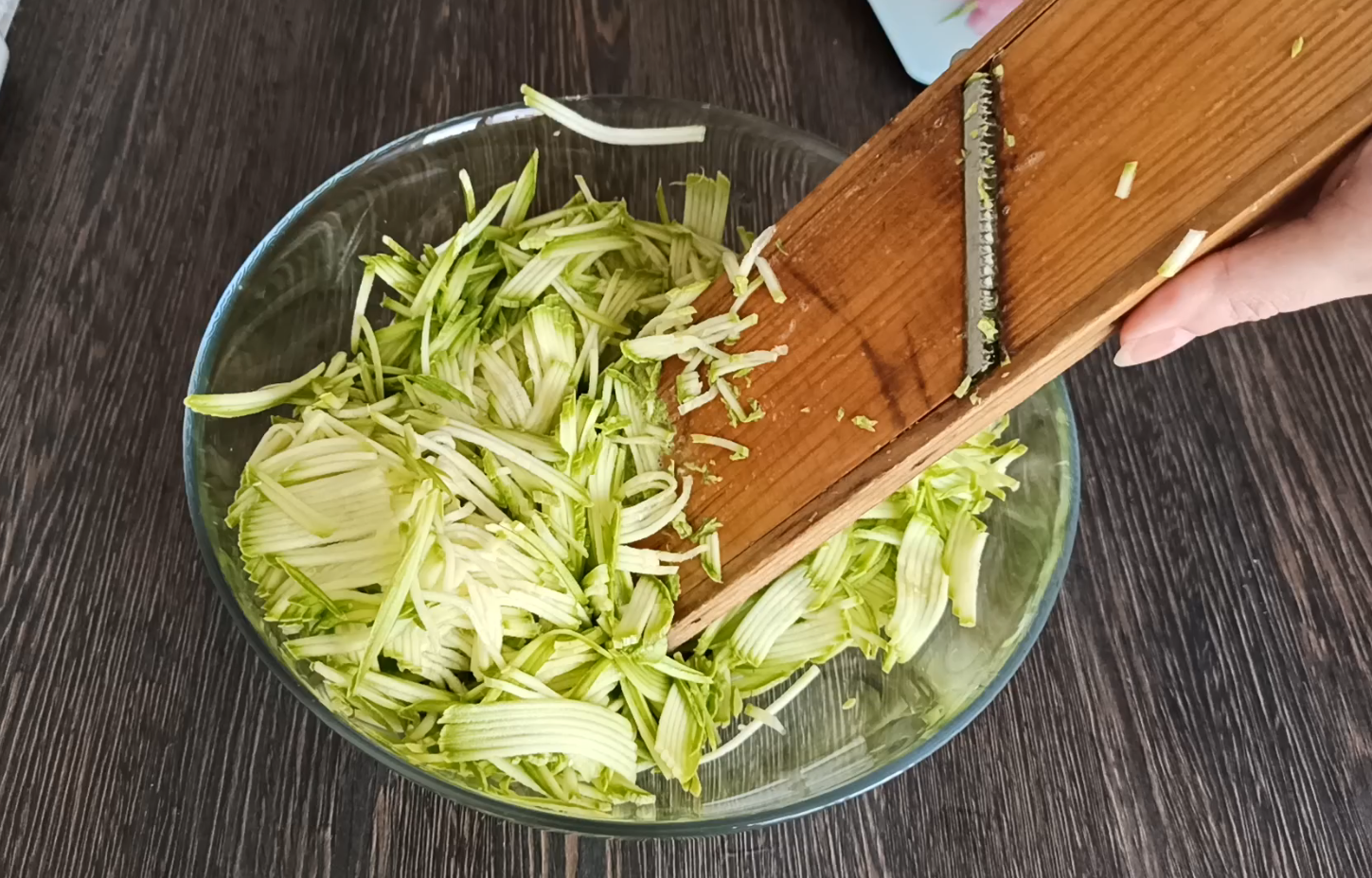 Zucchini in Korean - My, Salad, Zucchini, Korean carrots, Sesame, Video recipe, Snack, Video, Longpost