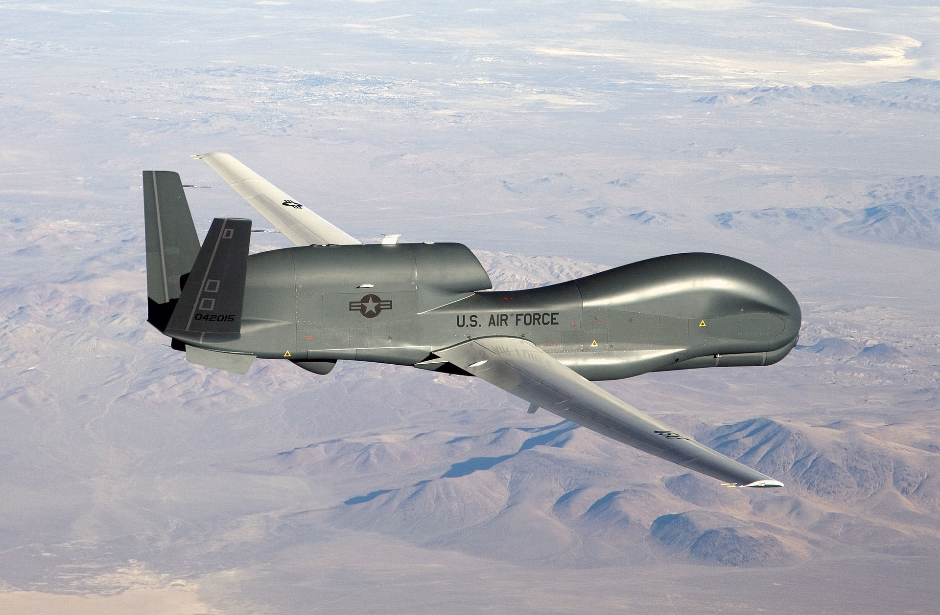 The largest drone in the world - RQ-4 Global Hawk - Video, Longpost, Drone, Technics, Aviation, Story