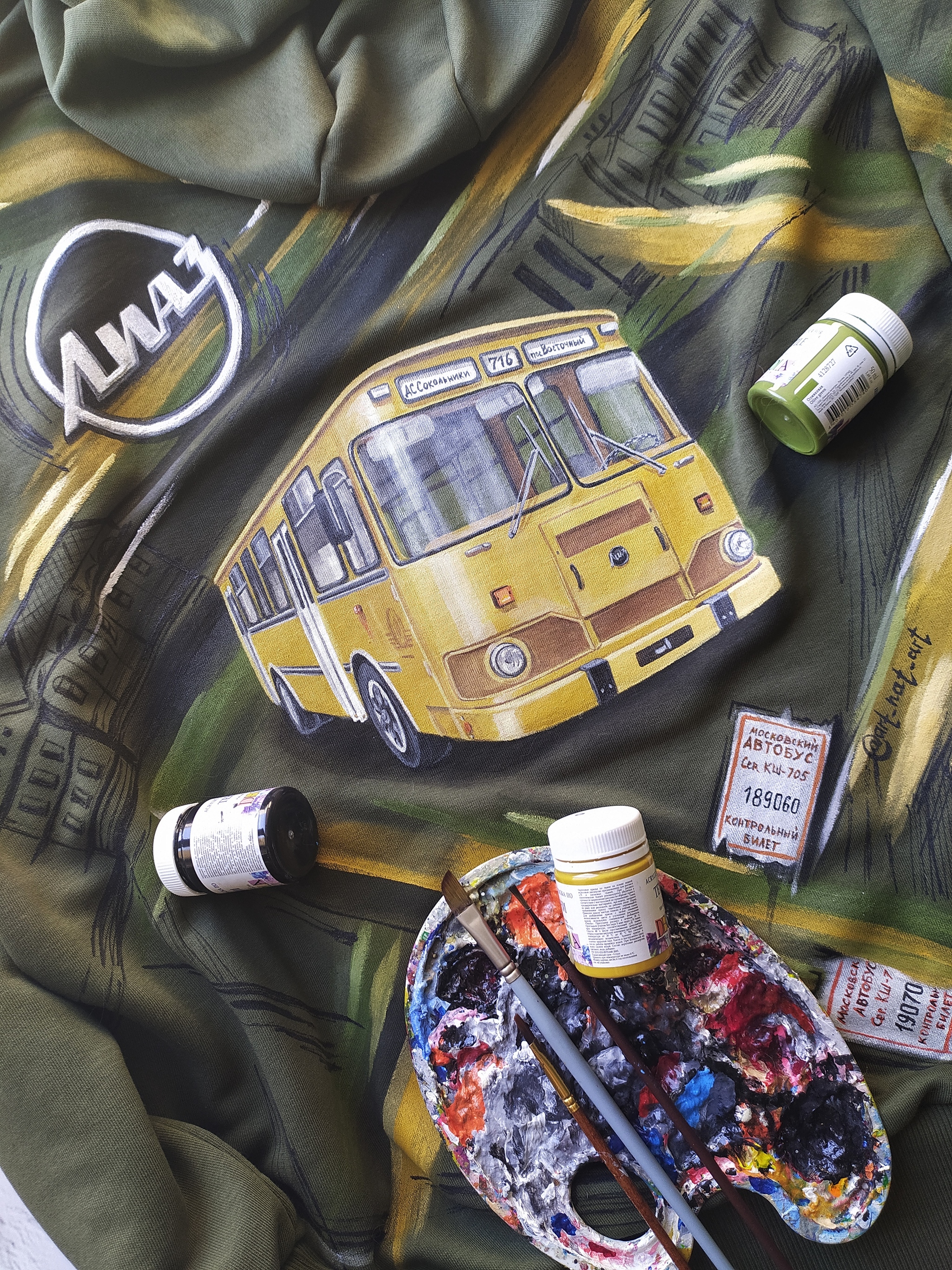 LiAZ on a sweatshirt. - My, Liaz, Liaz-677, Bus, Car, Technics, Soviet technology, Retro, Retro car, , Retrotechnics, Handmade, Painting on fabric, With your own hands, Needlework without process, Video, Longpost