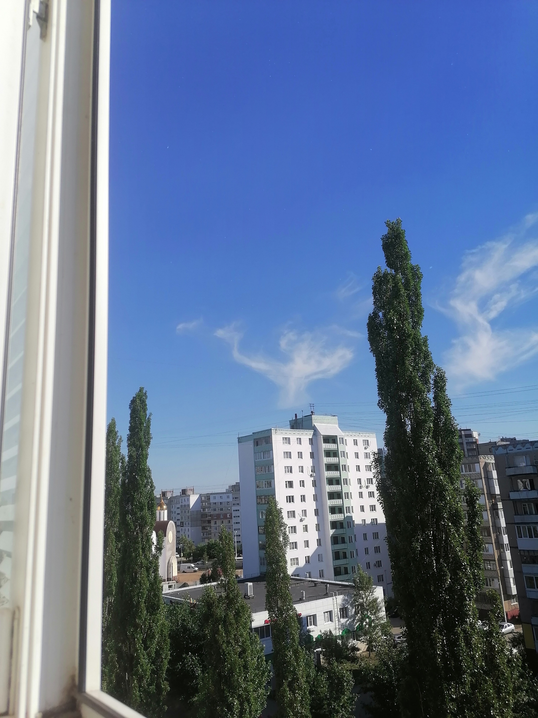 Dinosaurs quarreled - My, Clouds, View from the window