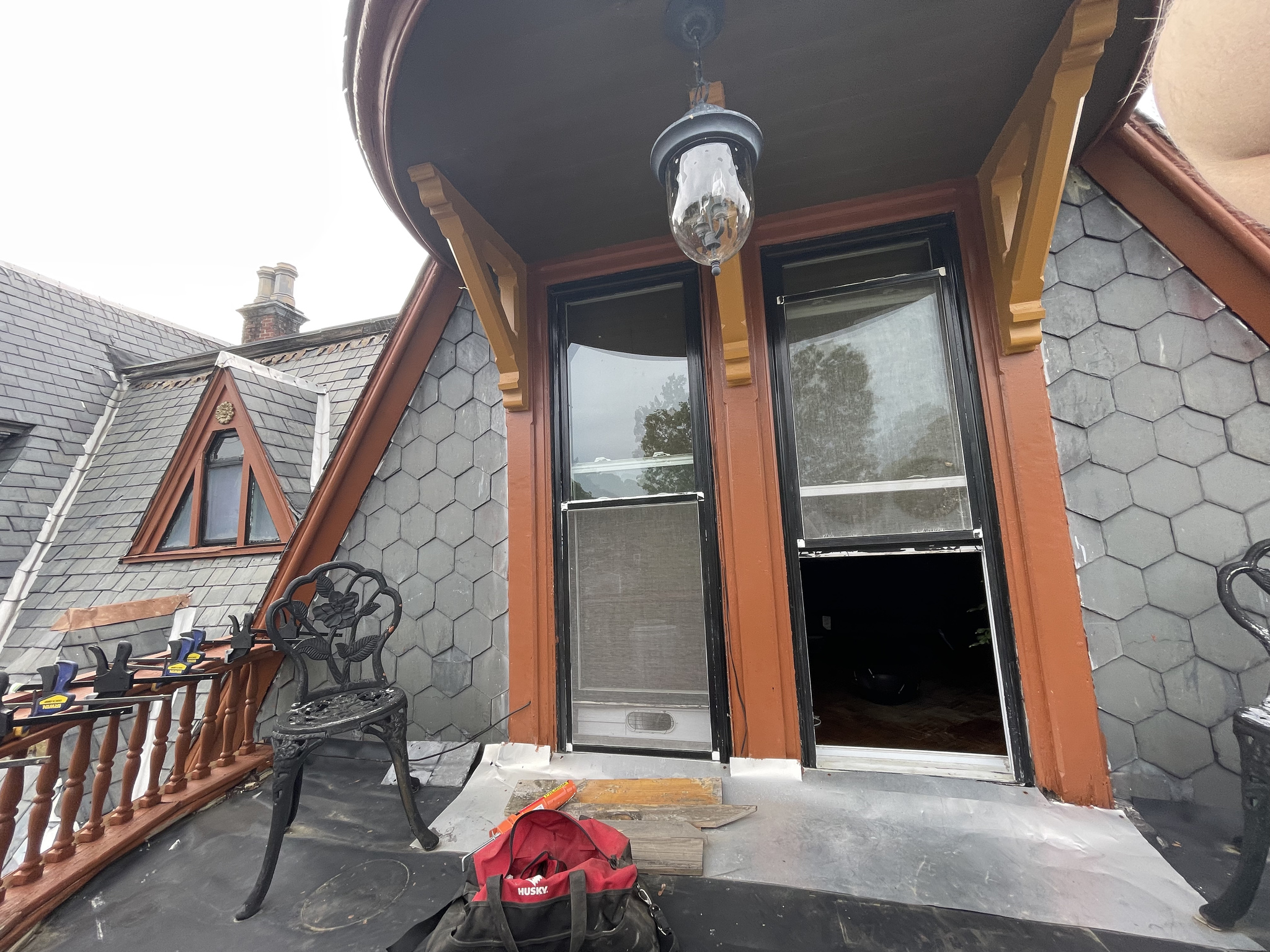 An old roof in a Victorian house from 1873 and its minor renovation - My, Slate, Victorian era, USA, an old house, Roof, Longpost