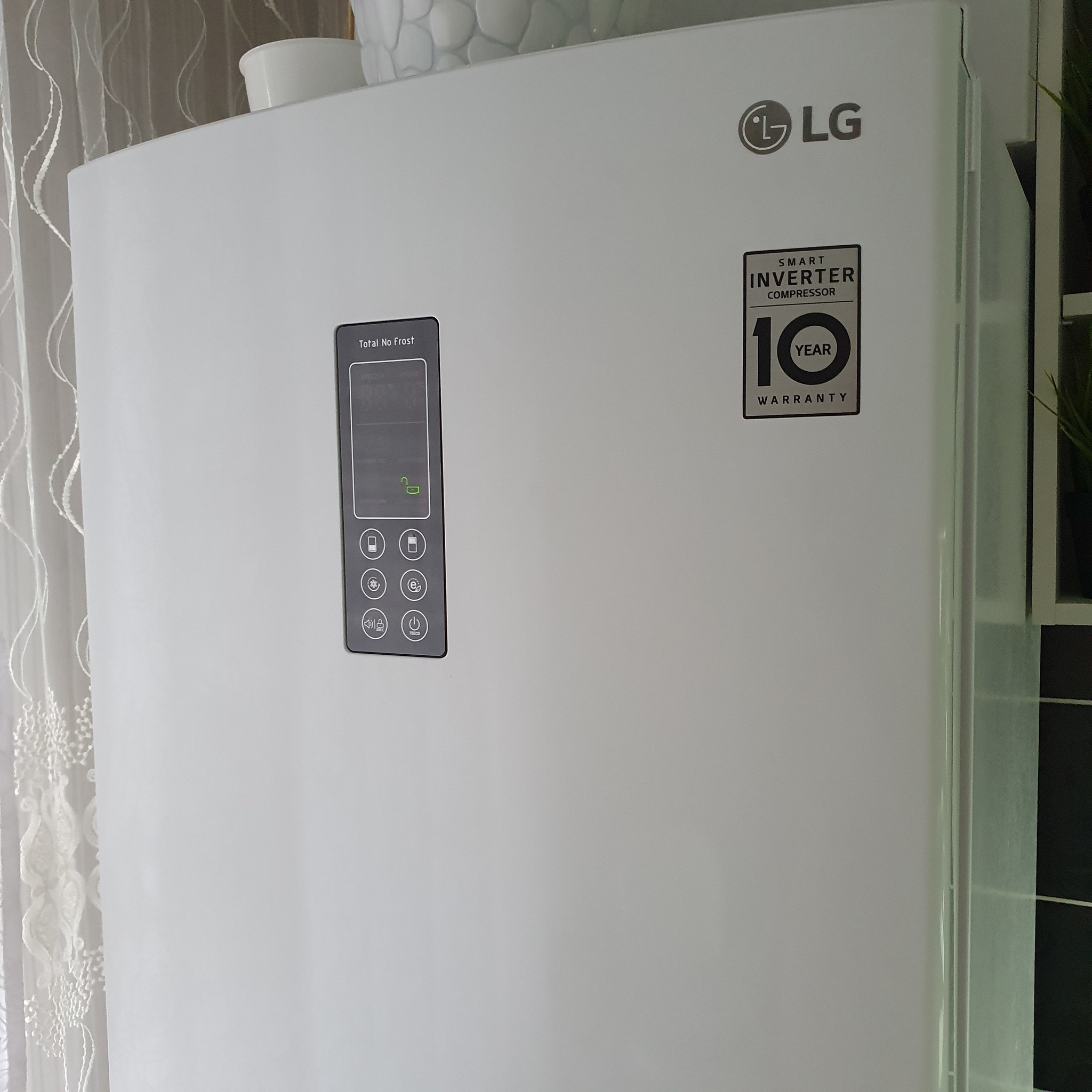 The answer to the post “10-year “guarantee” for the LG refrigerator. - My, League of Lawyers, Lg, Refrigerator repair, Refrigerator, Reply to post, Text, Life stories, Longpost