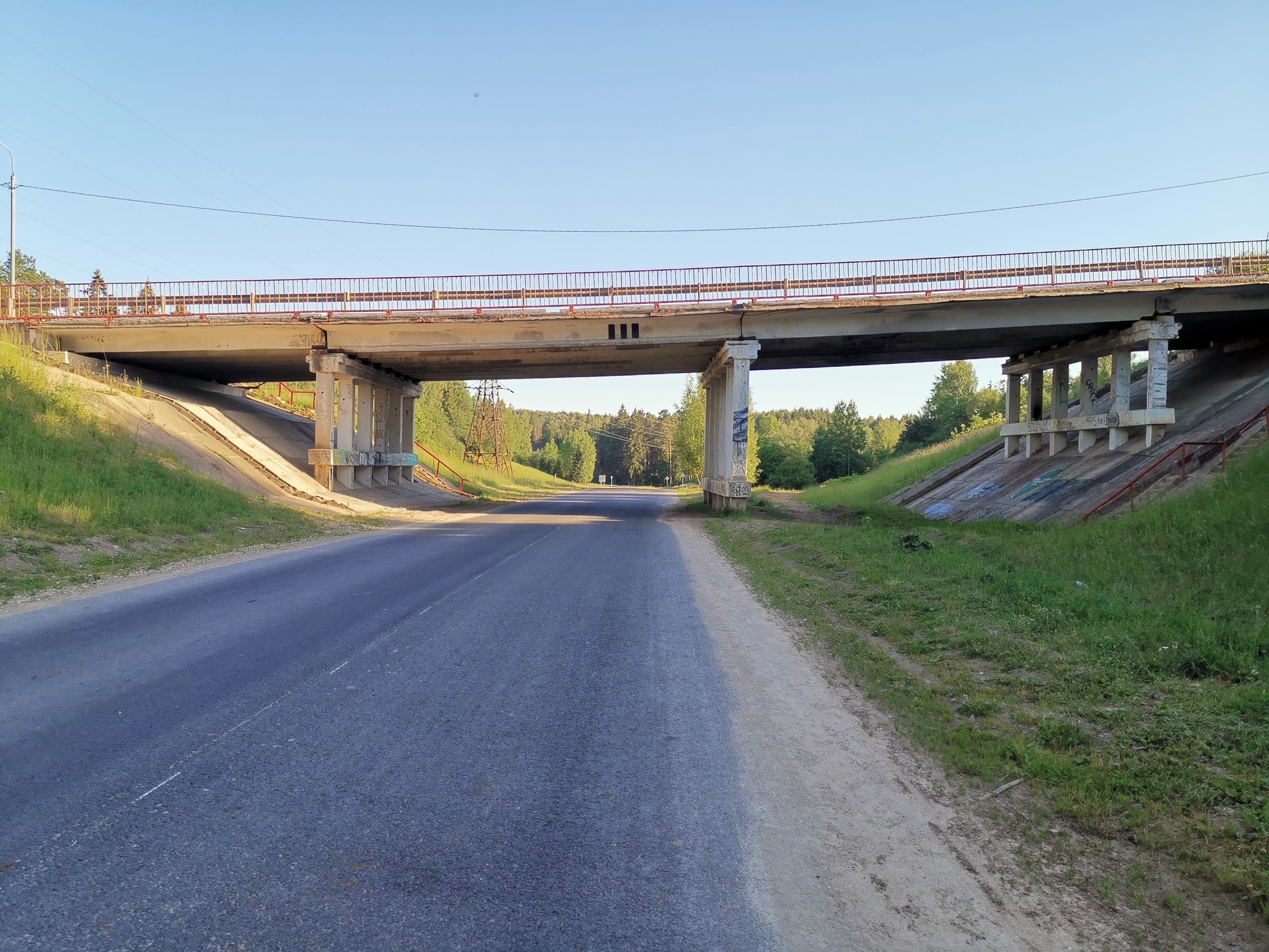 A trip to the Gorbovskaya HPP is: - My, A bike, Bike ride, Moscow region, Mobile photography, The photo, River, Nature, Longpost