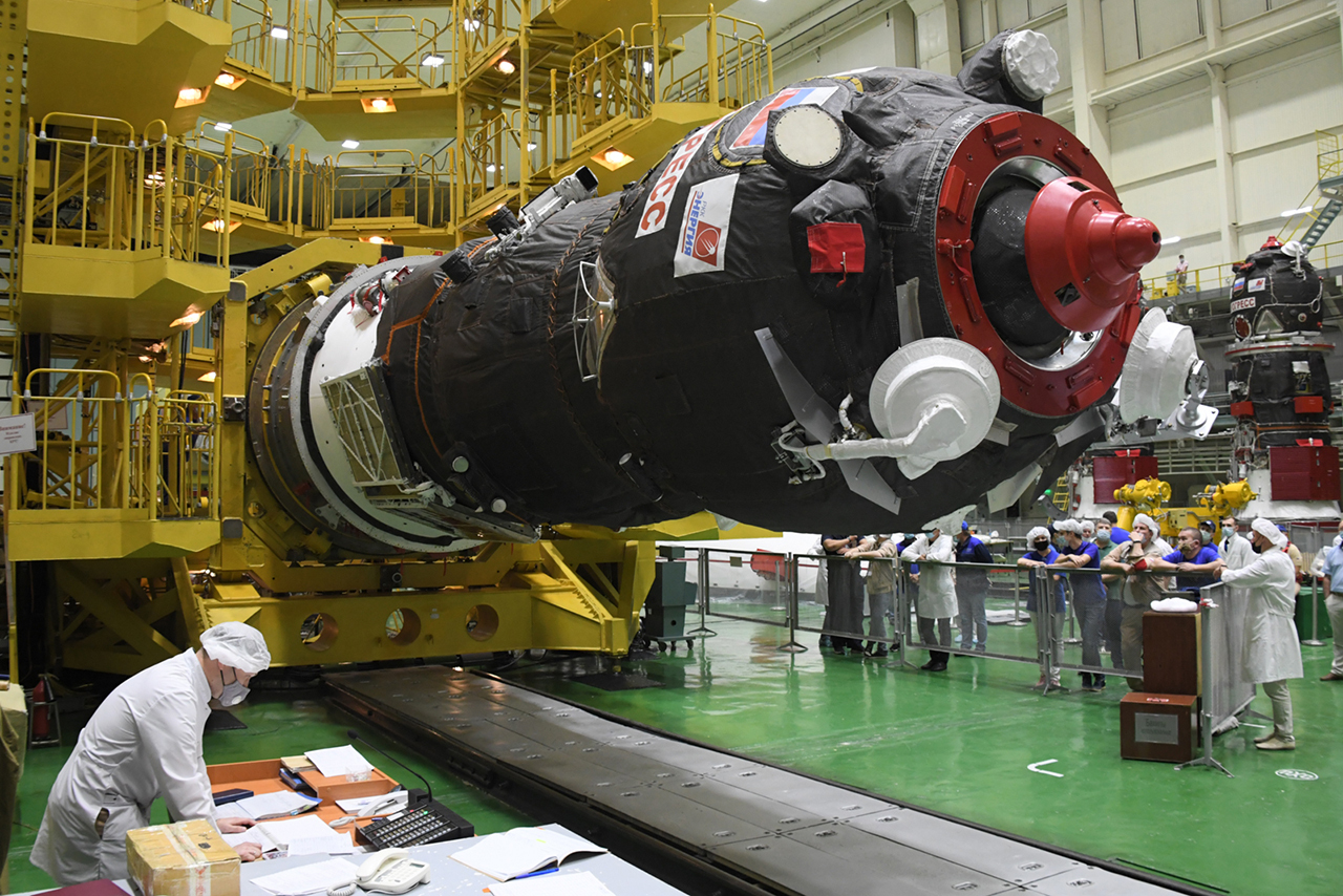 The author's inspection and knurling of the head fairing of TGC Progress MS-17 were carried out - RKK Energy, Roscosmos, Space, Research, ISS, Longpost, Booster Rocket, Cosmonautics, Spaceship