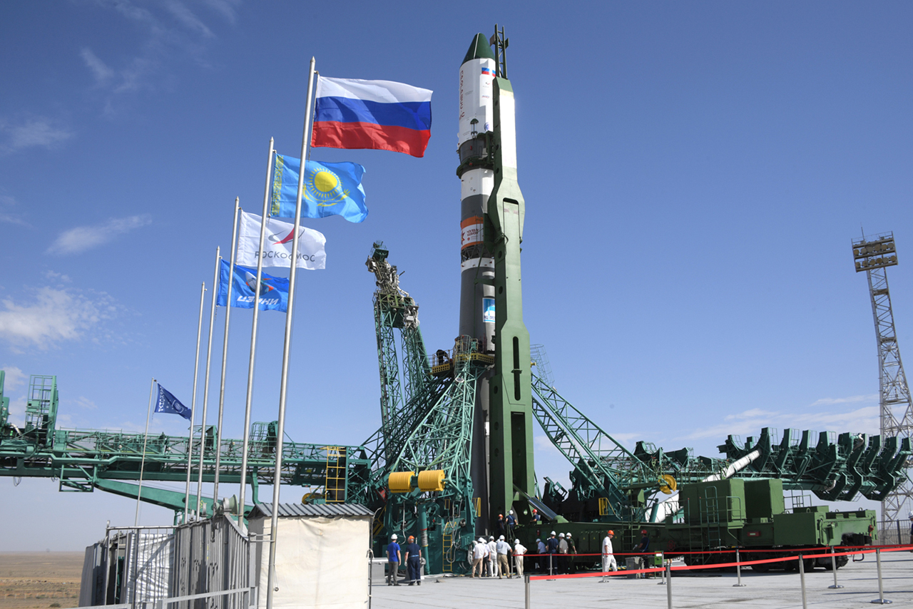 Rocket with transport cargo ship Progress MS-17 installed at launch - RKK Energy, Roscosmos, Cosmonautics, ISS, Space, Technologies, People, Story, , Events, Longpost