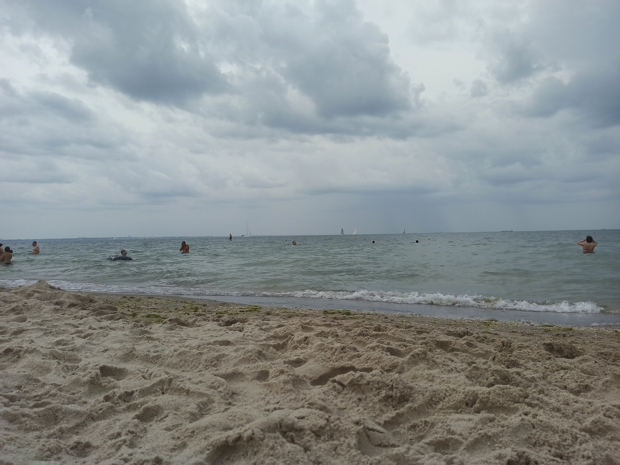 Odessa, cloudy, but the atmosphere of the evening beach is incredible! - My, Beach, Odessa, Sea