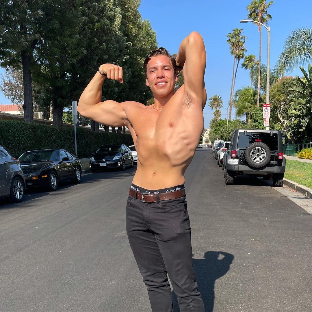 Motivation post. So the son of Schwarzenegger could! - Arnold Schwarzenegger, Children, Slimming, Photographer, Paparazzi, Longpost