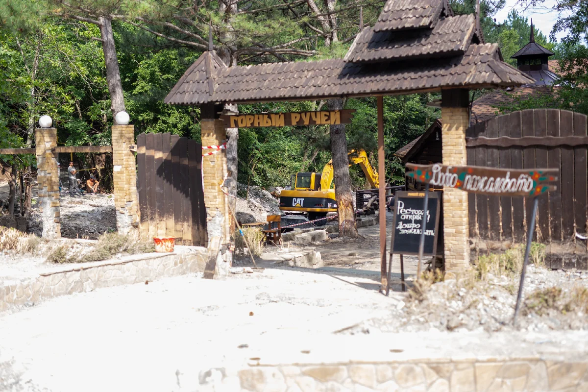 The Botkin trail officially opened in the Yalta Reserve after the flood - let's see what has changed - My, Crimea, Hike, Travels, Botkin Trail, Yalta, The mountains, Excursion, Nature, , The photo, Later, Longpost