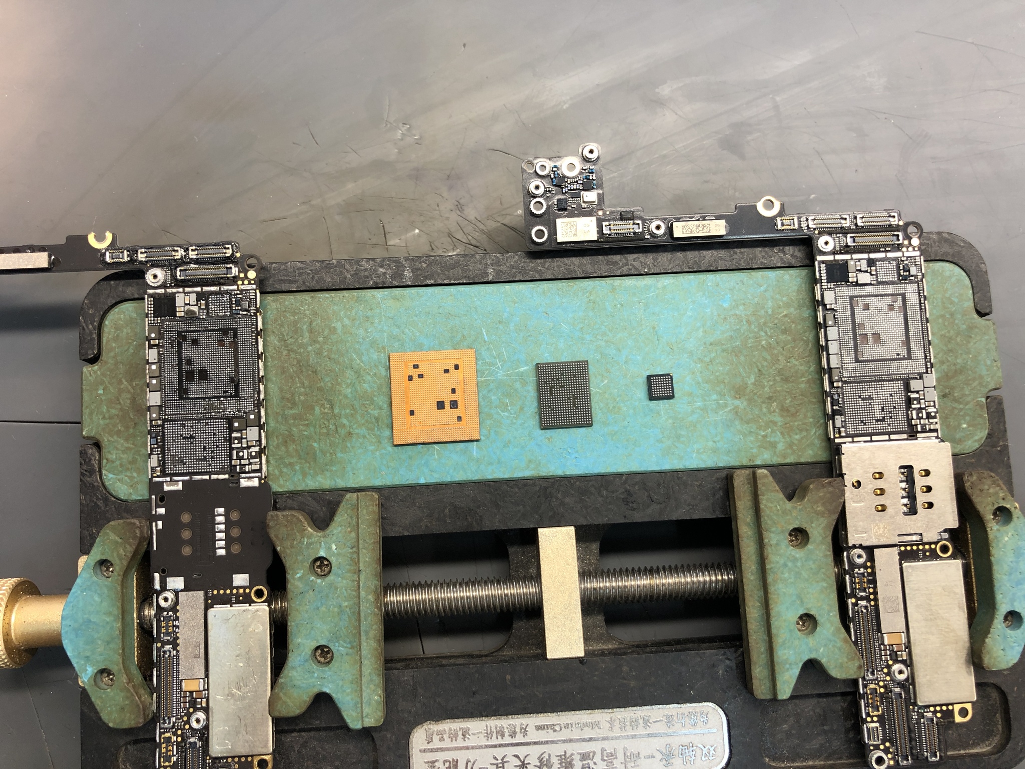 Quartet transplant on iPhone 8 Plus - My, Repair of equipment, Apple, iPhone, Quartet, Swap, Purple, , Longpost