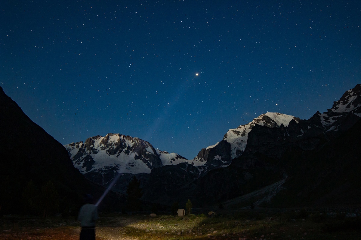 The higher the mountains, the closer the stars - My, The mountains, Caucasus, Kabardino-Balkaria, Ullu-Tau, Sky, Starry sky, Stars, Milky Way, , Space, Simply space, Canon 600D, Samyang 14mm, Longpost, The photo, Astrophoto, Long exposure