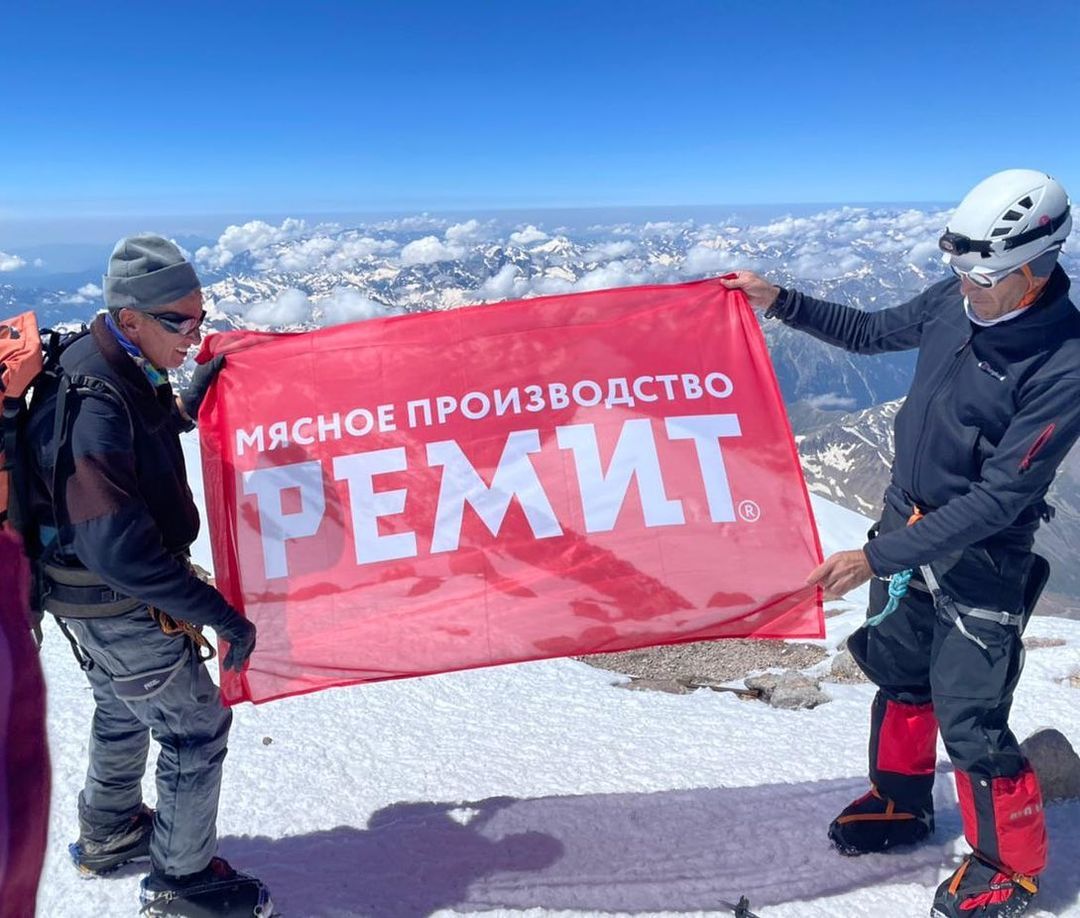 В жару по колено в снегу - Жара, Лето, Горы, Эльбрус, Длиннопост