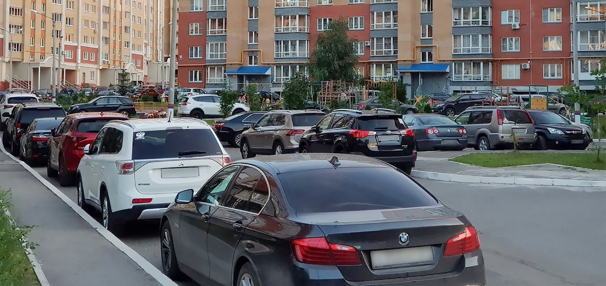 Automatic fine for parking in the yards - coming soon - Parking, Text, Traffic fines, Saint Petersburg