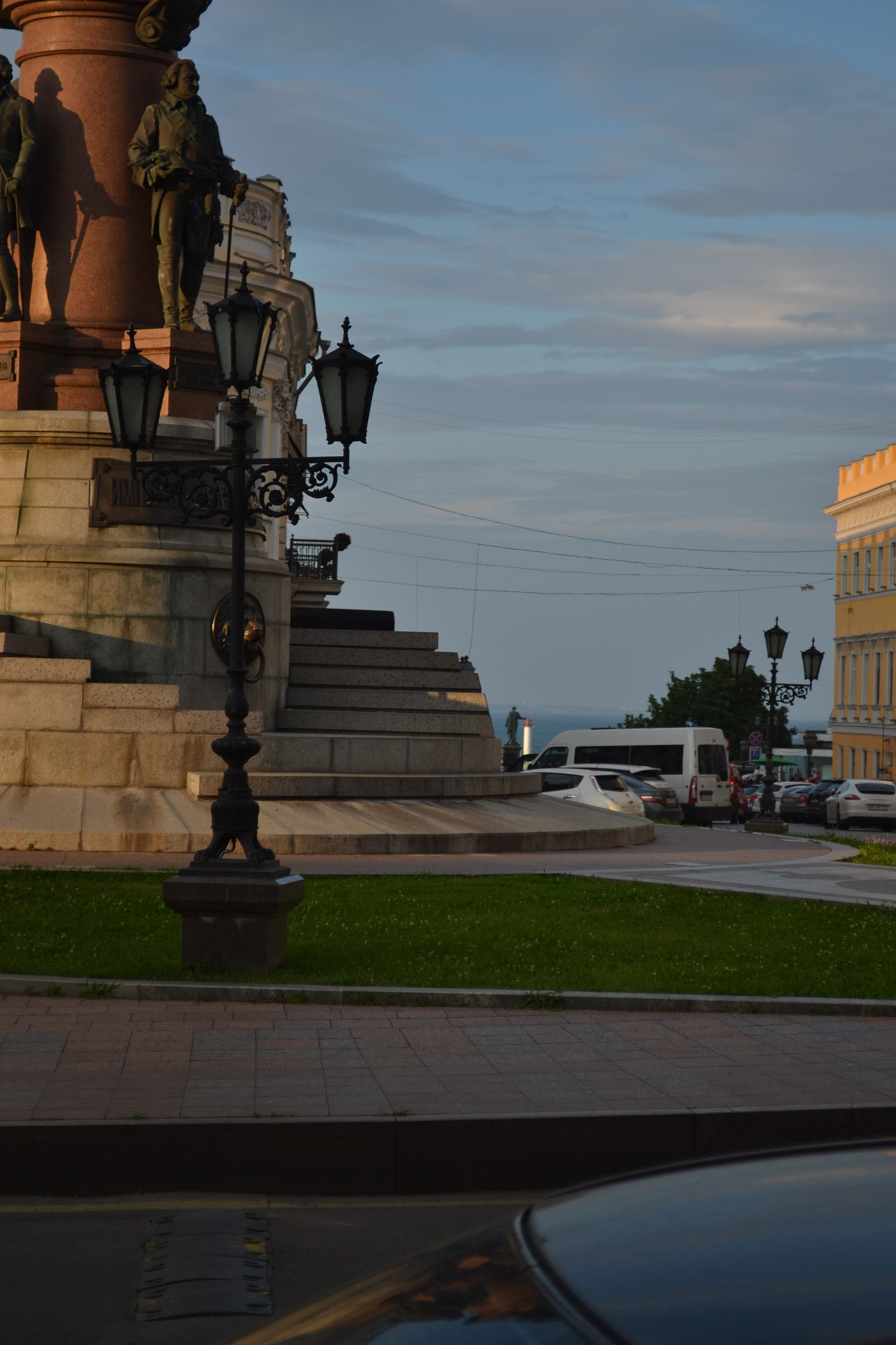 Ekaterininskaya Square in Odessa - My, The photo, Odessa, Catherine II, Monument, Centre, Town, Photobritish, 2021, , Summer, Heat, Black Sea, Lighthouse, Duke, Marine Station, Funicular, Longpost