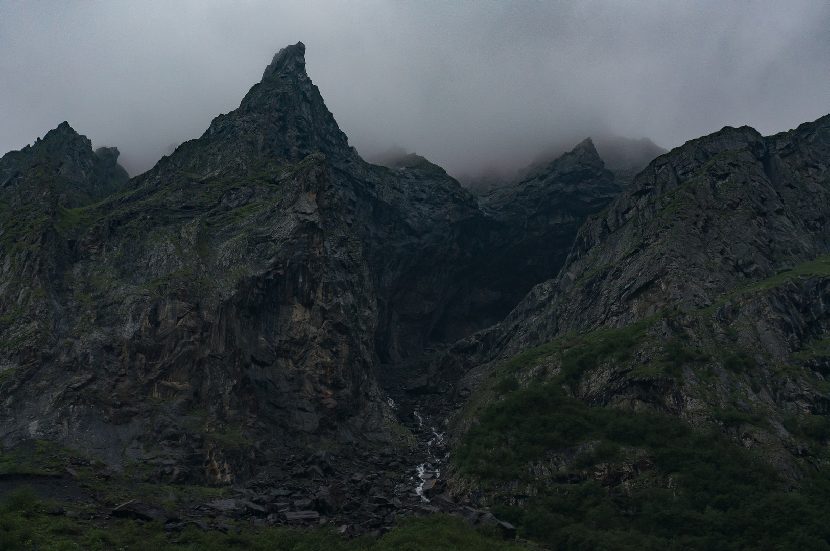 Welcome to Mordor - My, North Ossetia Alania, , Waterfall, Longpost, Nature