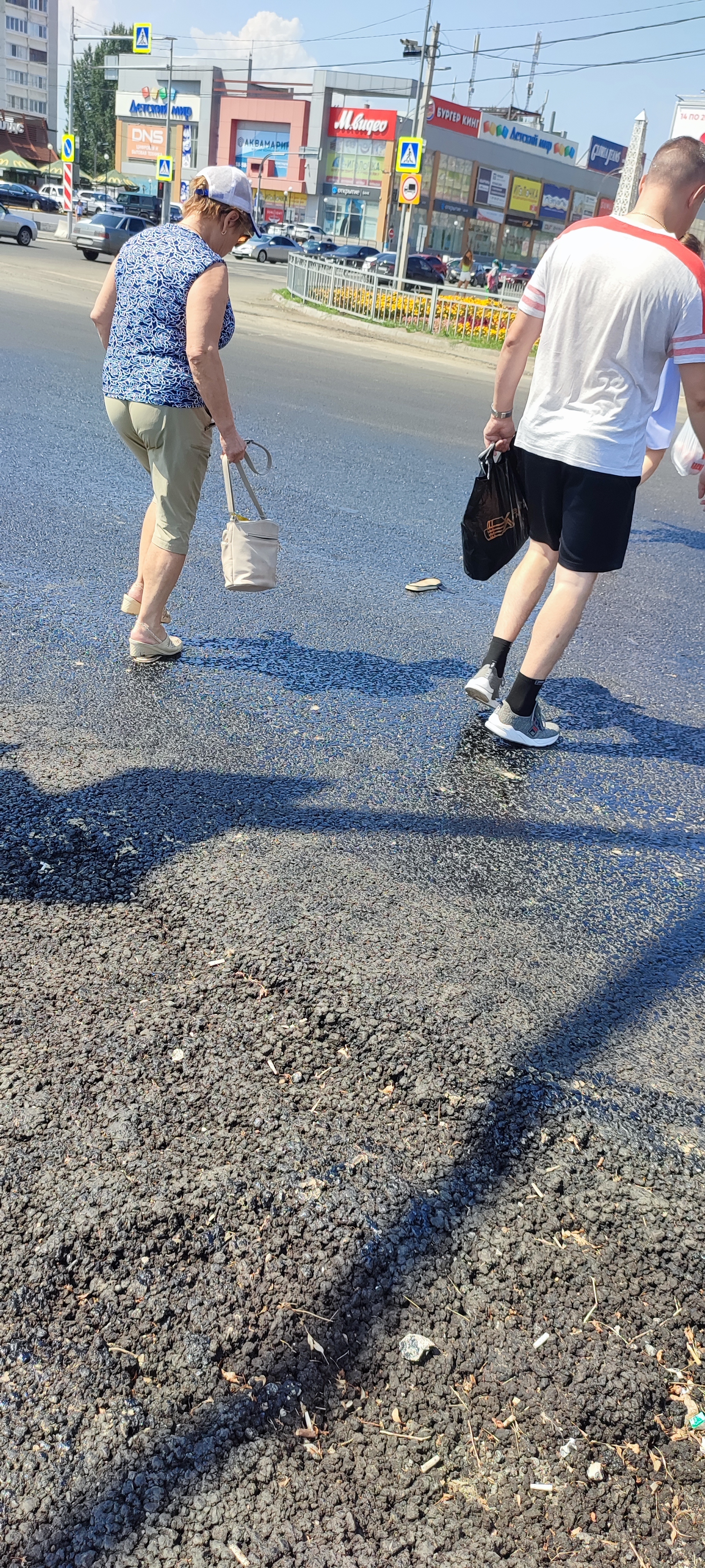 Sticky pedestrian crossing - My, Road repair, Asphalt laying, Longpost