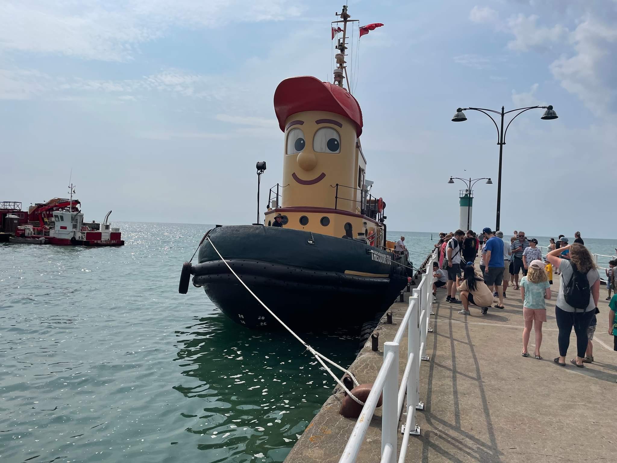 Tugboat Theodore from Halifax Canada - Tow, Theodore, Canada, Water transport, Longpost