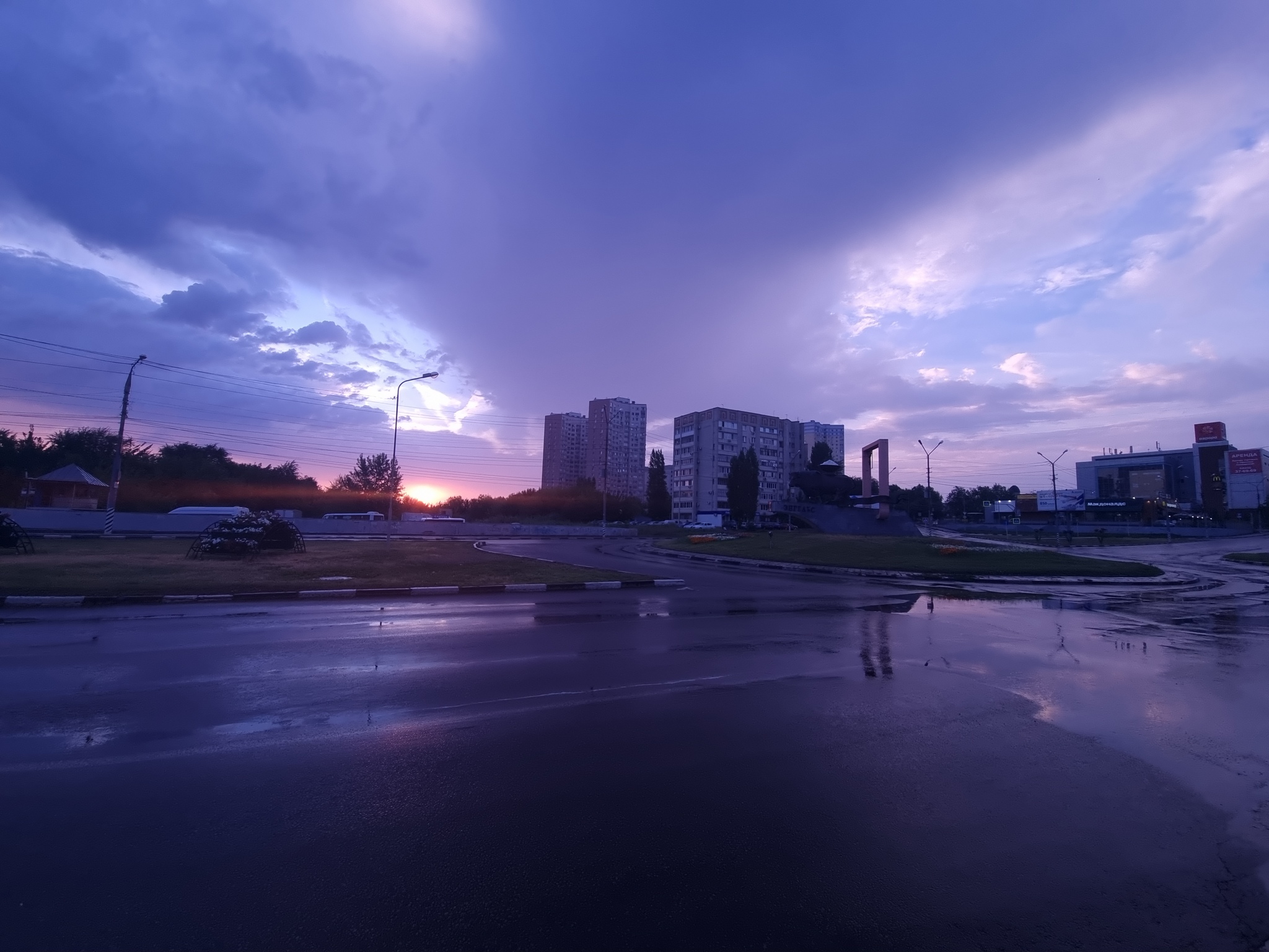 One summer wet morning in Engels - My, Engels city, Landscape, Morning, dawn, Mobile photography, Without processing, Longpost